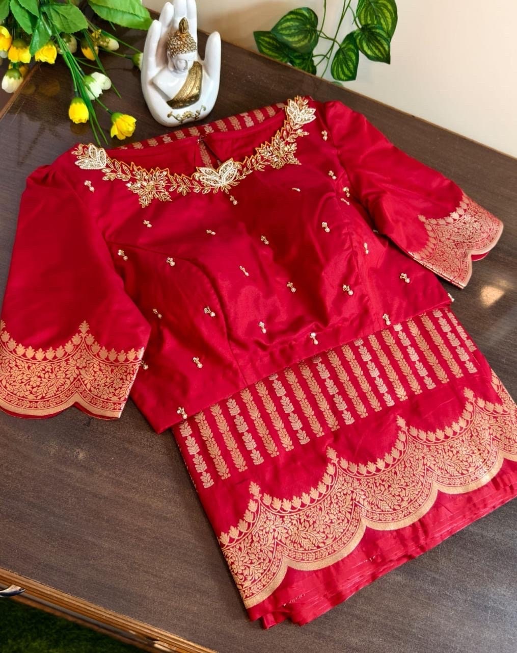Beautiful Banarasi kataan silk saree paired up with pretty Maggam work blouse. Blouse sizes can be customized.