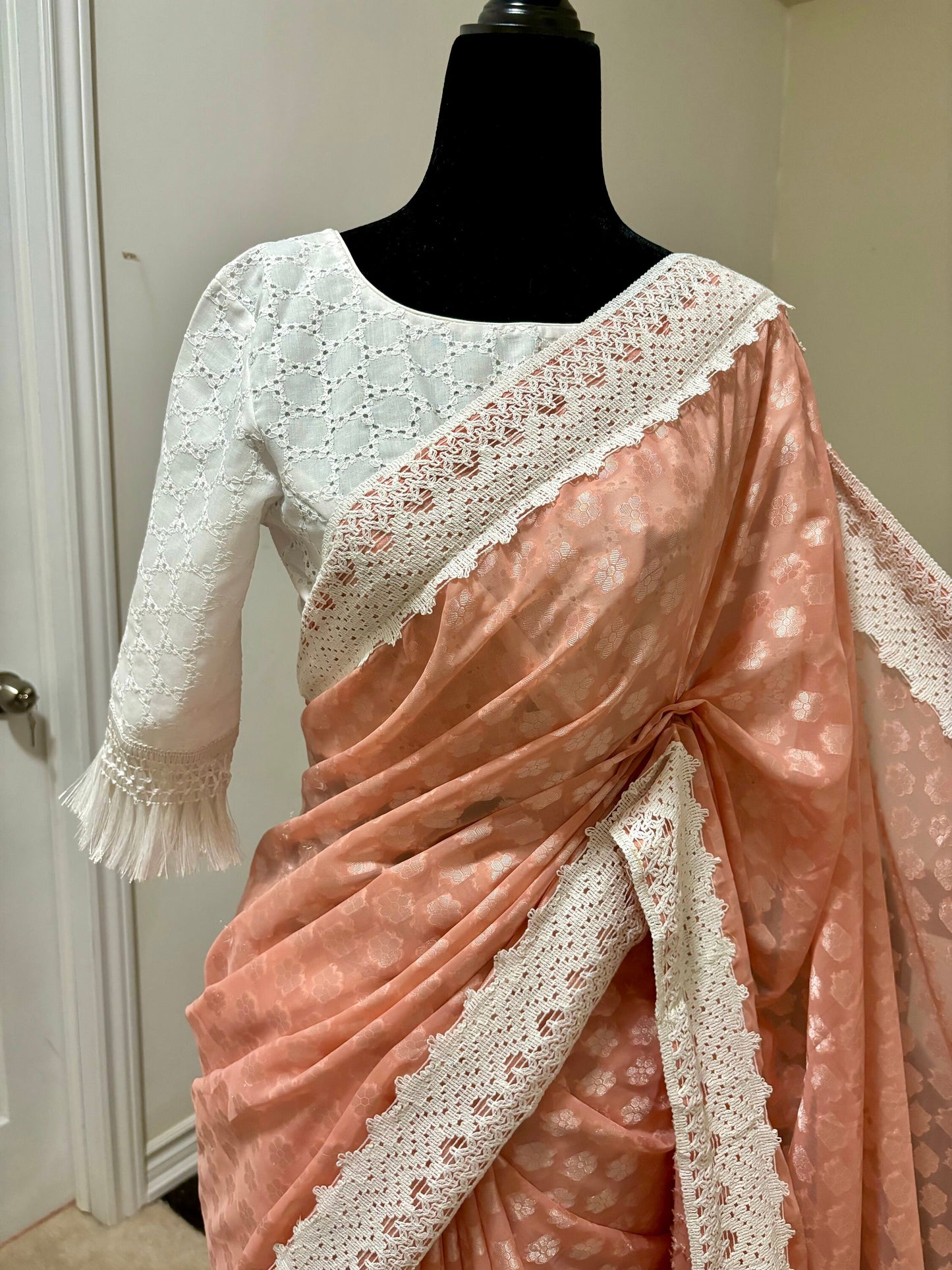 Beautiful soft falling georgette on sabyasachi lace borders unique eye cooling pestal shades. Ready to wear designer blouse fits 32-44