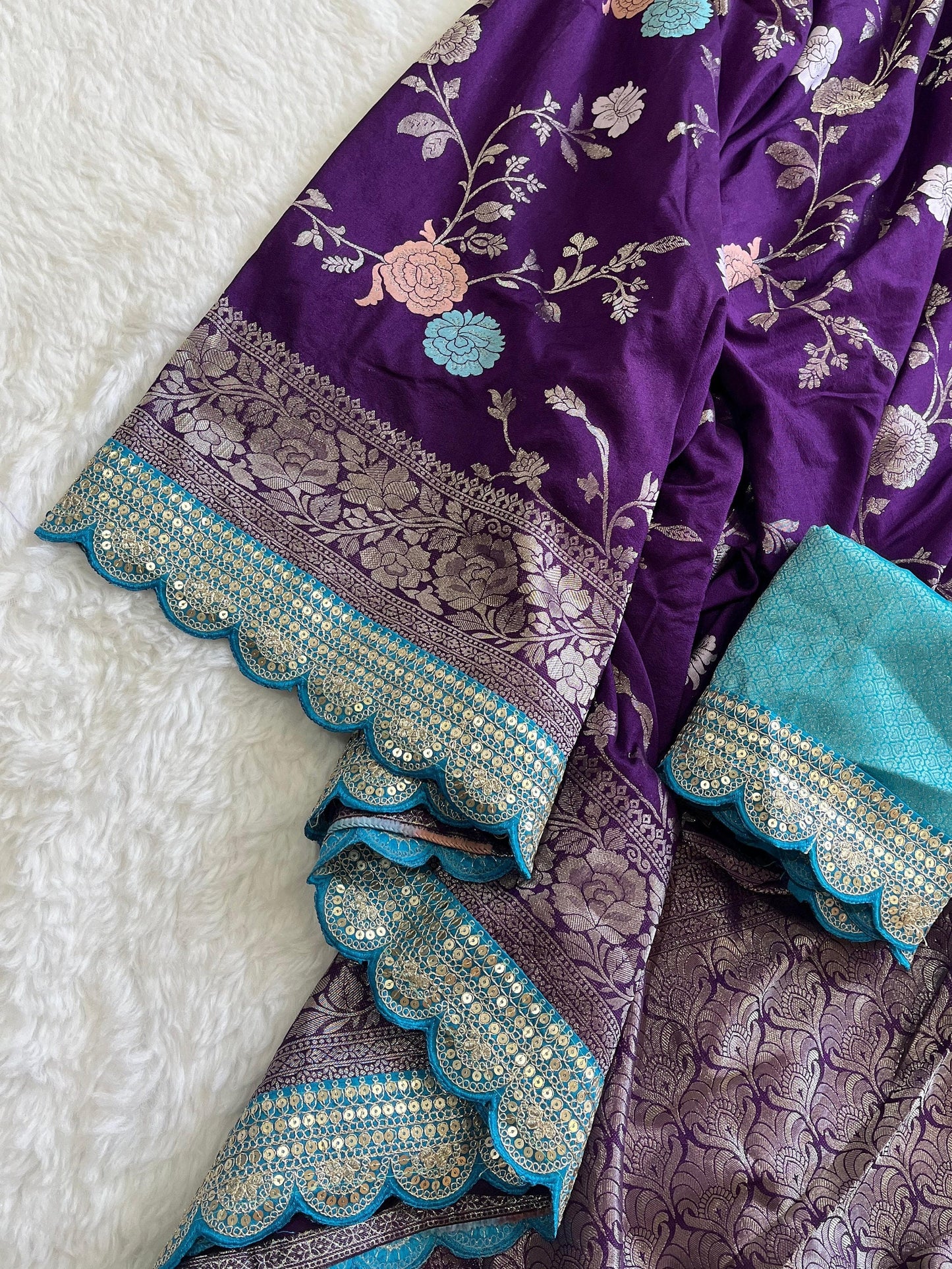 Pure banarasi kattan Pattu saree with flower weaving on all over thesareeweaving border on either sideRich & elegant weaving pallu as shown