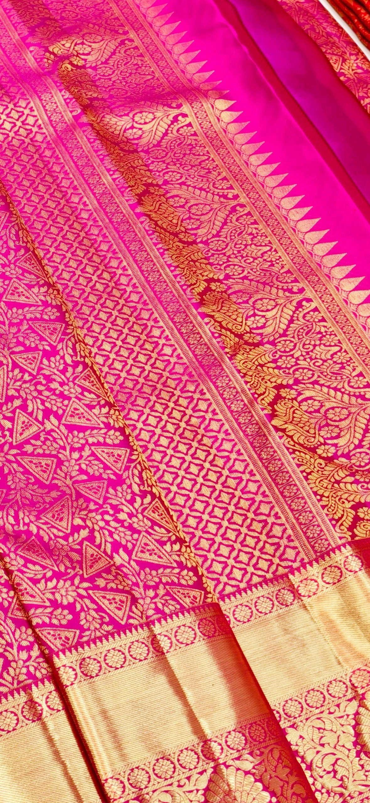 2gram gold pure handloom Silk Kanjeevarm/Kanchipattu Sarees; see description / Ask seller before booking for availability