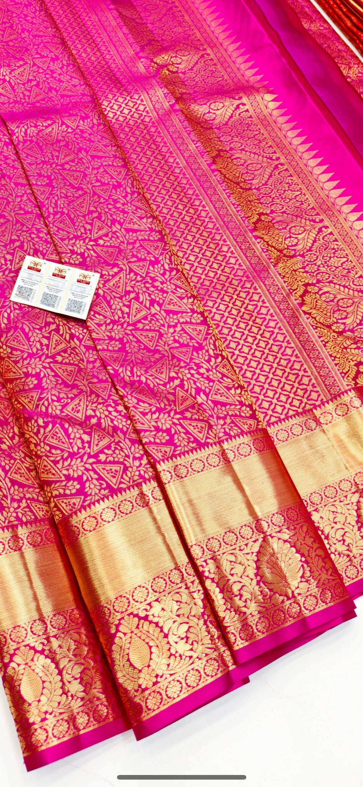 2gram gold pure handloom Silk Kanjeevarm/Kanchipattu Sarees; see description / Ask seller before booking for availability