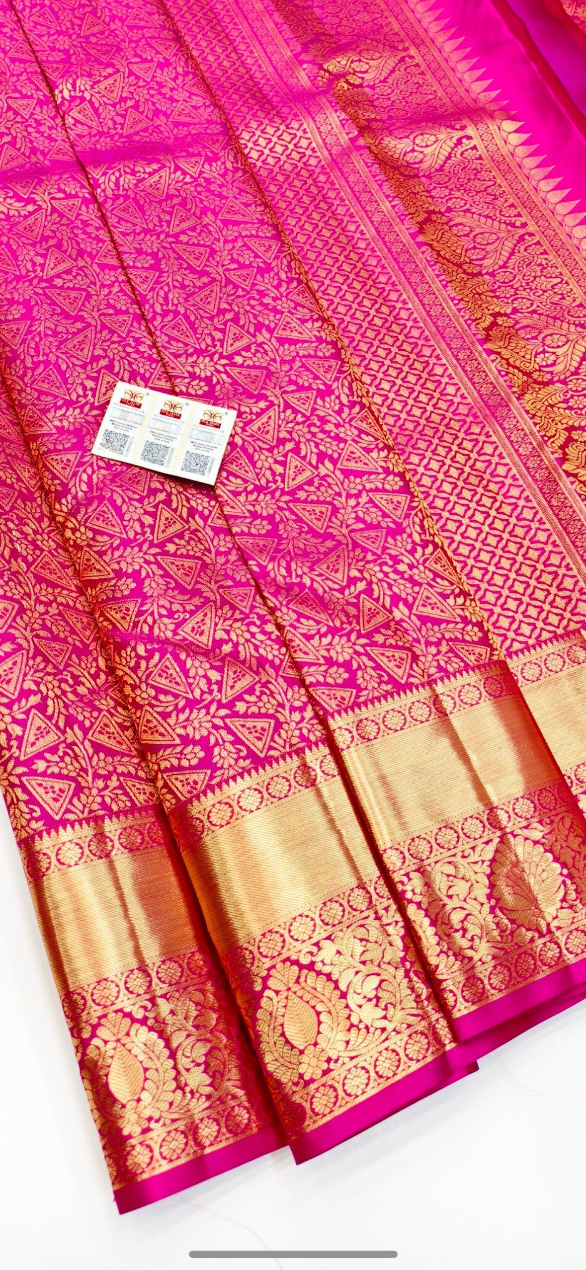 2gram gold pure handloom Silk Kanjeevarm/Kanchipattu Sarees; see description / Ask seller before booking for availability