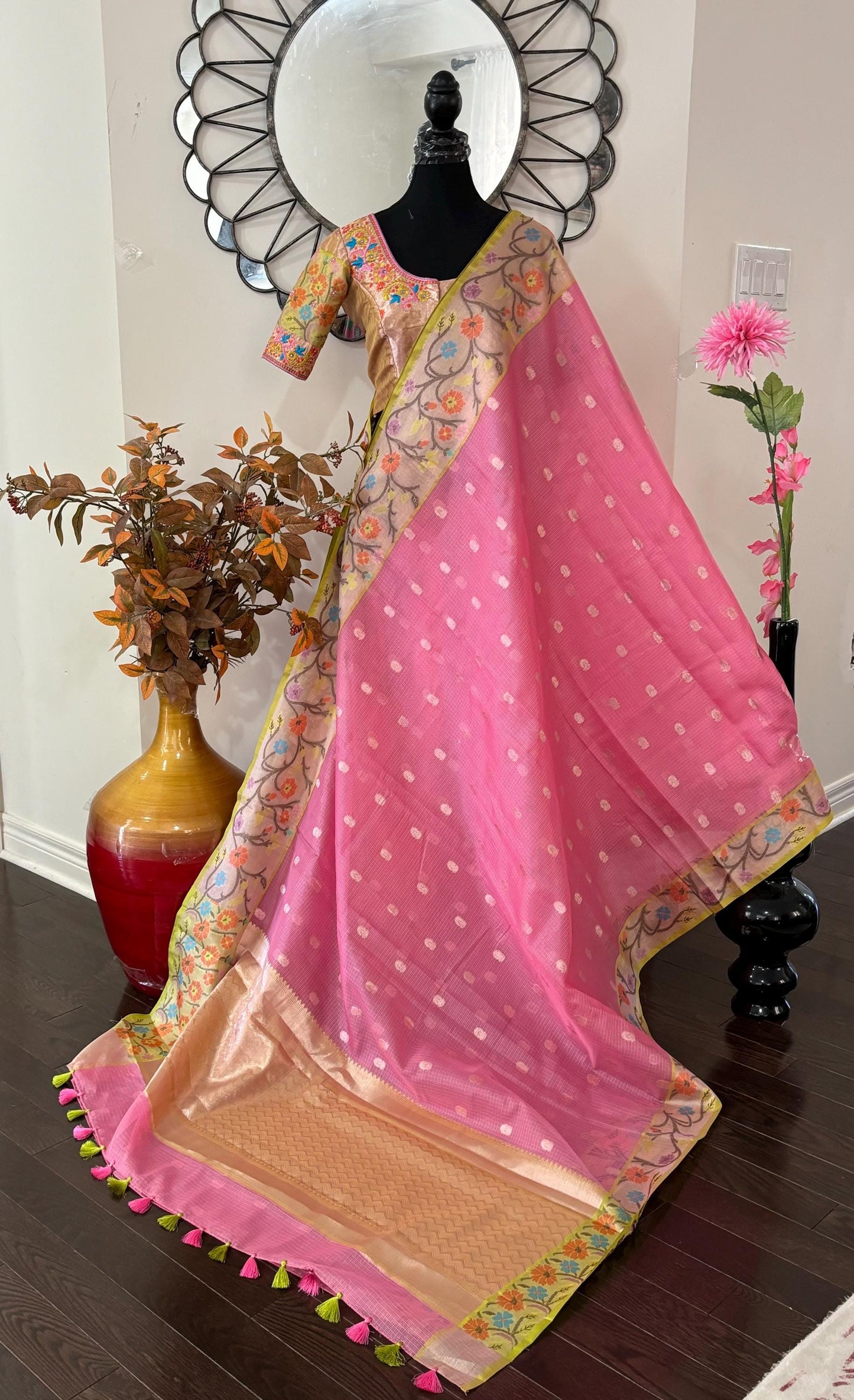 Beautiful Tissue Zari Kota saree with pythani Zari boardes and beautifully done blouse paired up with pretty blouse fits up to 32 to 46