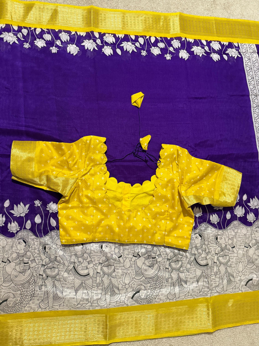 Light weight easy to drape Soft Silk fancy Saree; with beautiful Kanchi boarder , with Kalamkari design ready to wear Blouse fits 32-46