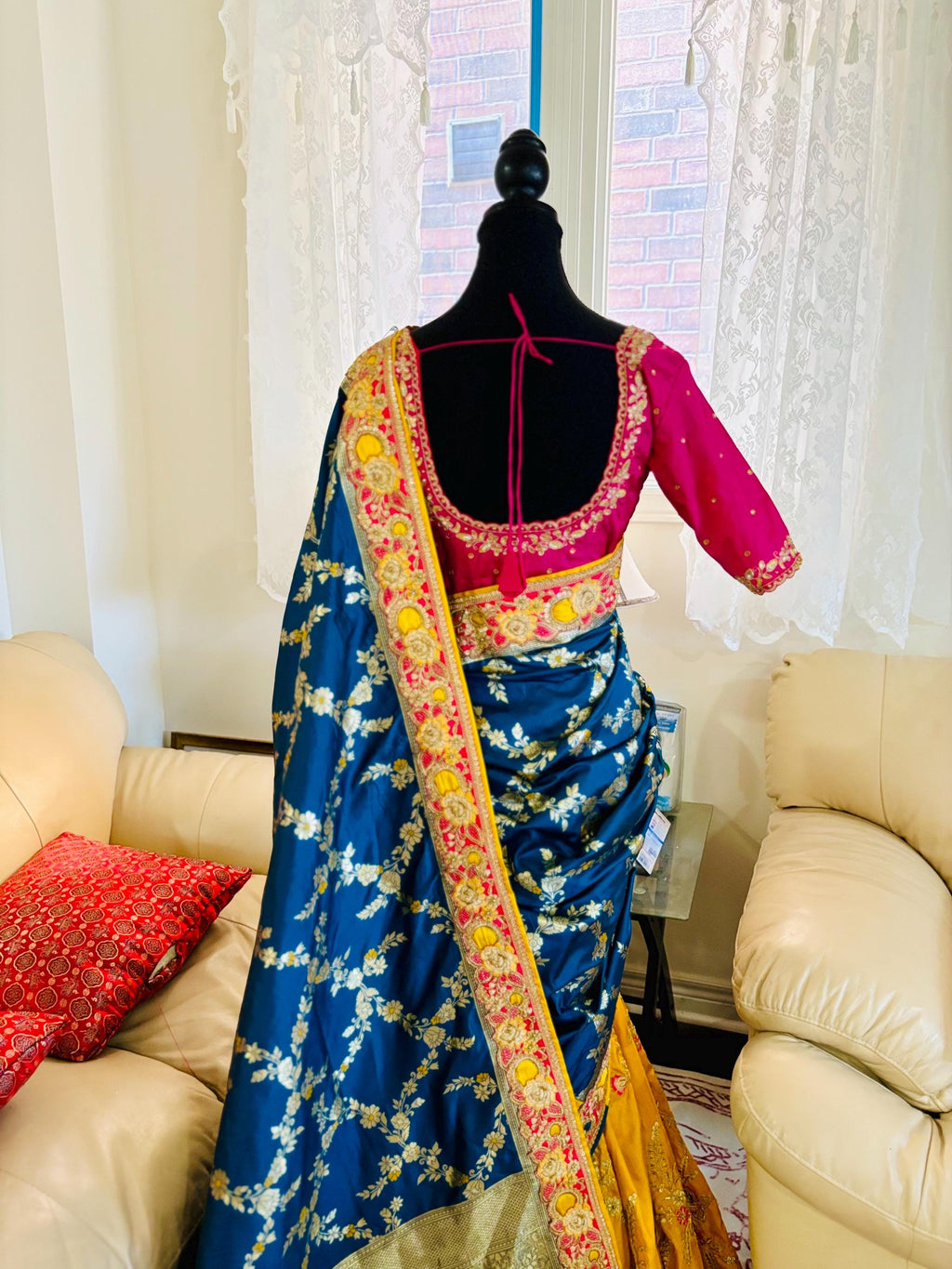 Beautiful party wear cocktail pure silk   Banarasi and Raw mango half and half designer saree paird with pretty maggam blouse 32-40 size