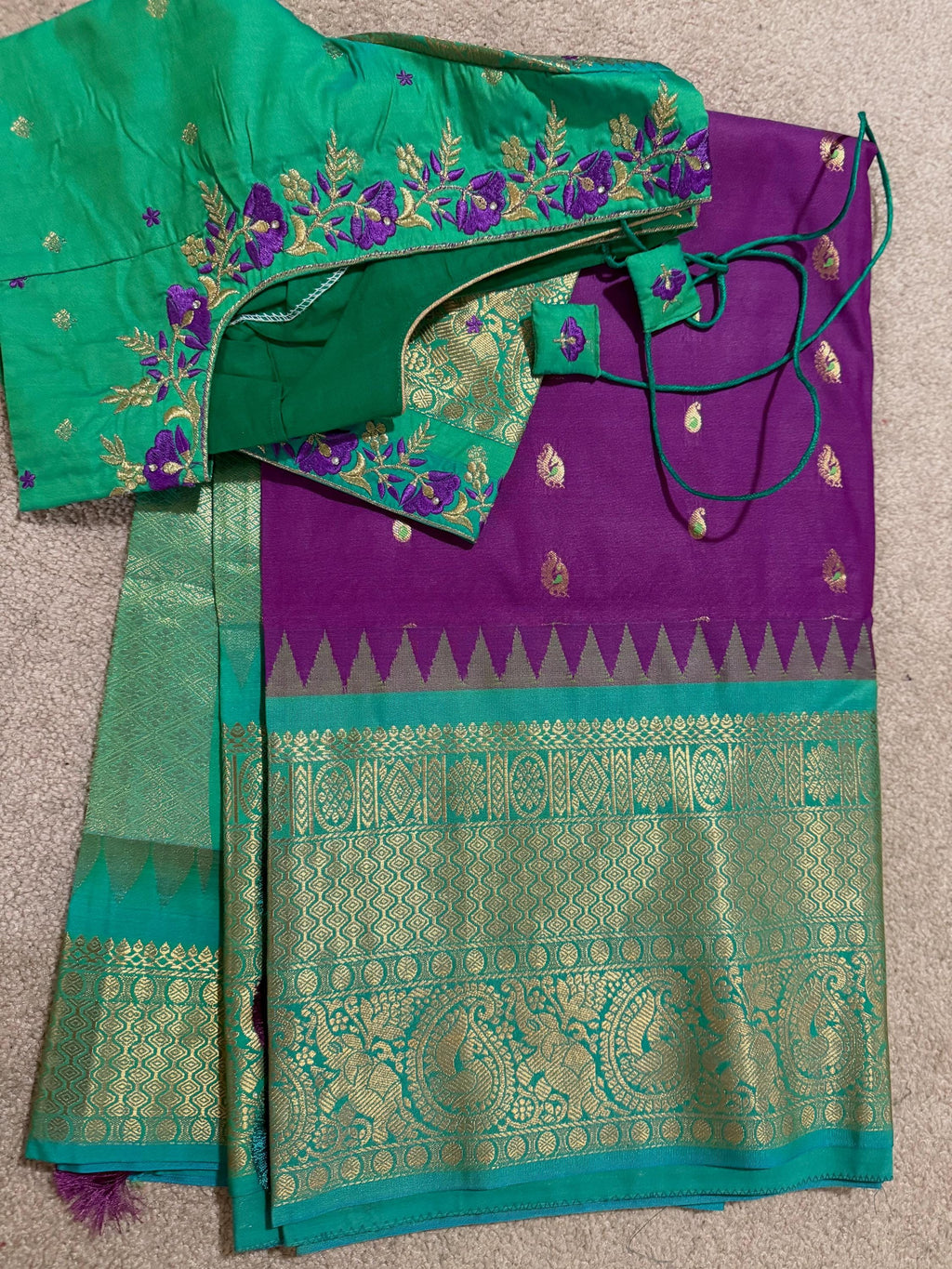 Gadwal Handloom pure silk sarees in rare colors and ready to wear blouse with embroidered blouse fits up to 32 -46 saree is ready fall pico