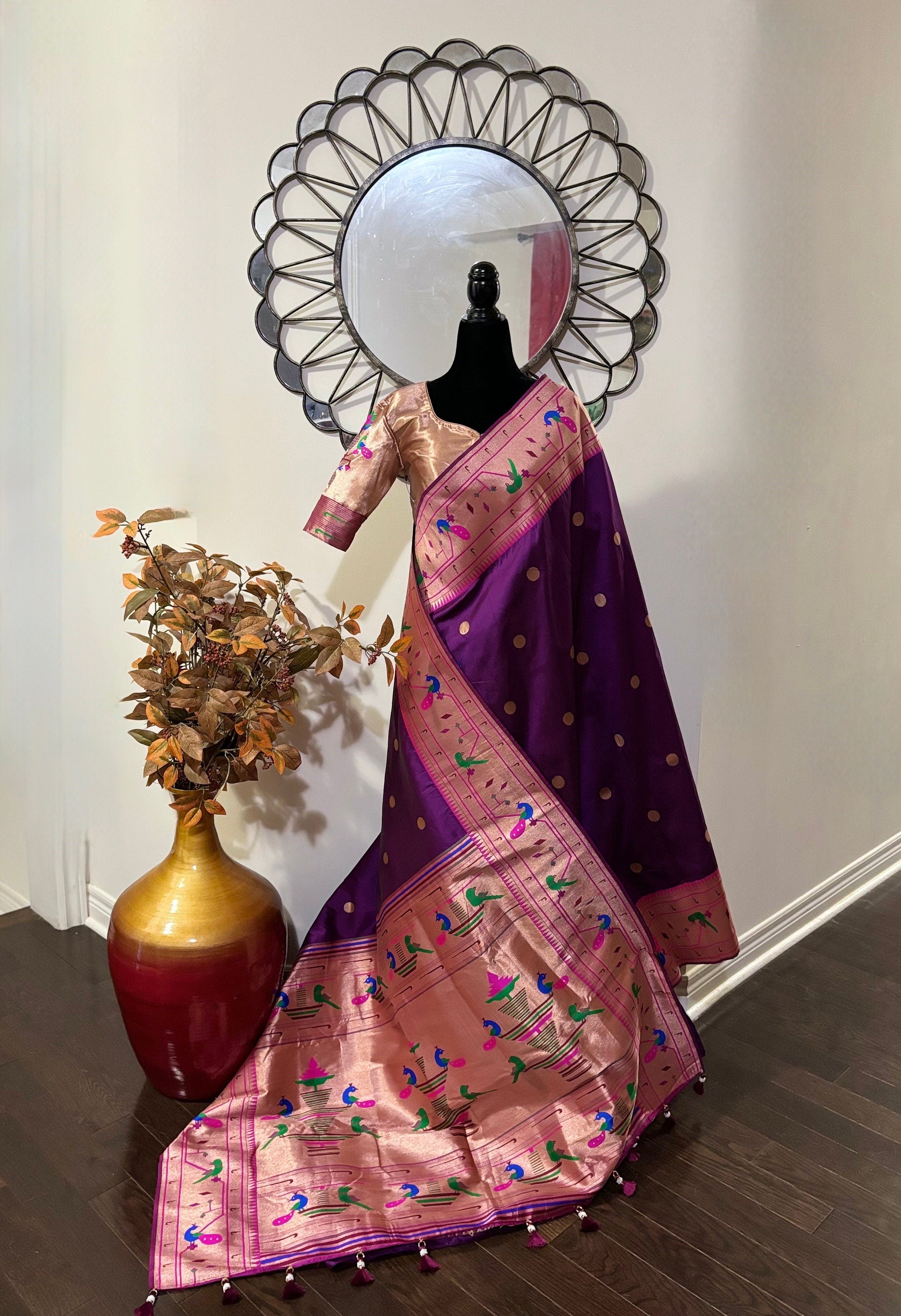 Beautiful Banarasi pythani saree in gold color with beautiful boarder and beautiful Pallu. Bridal ready to wear blouse fits to 32-44
