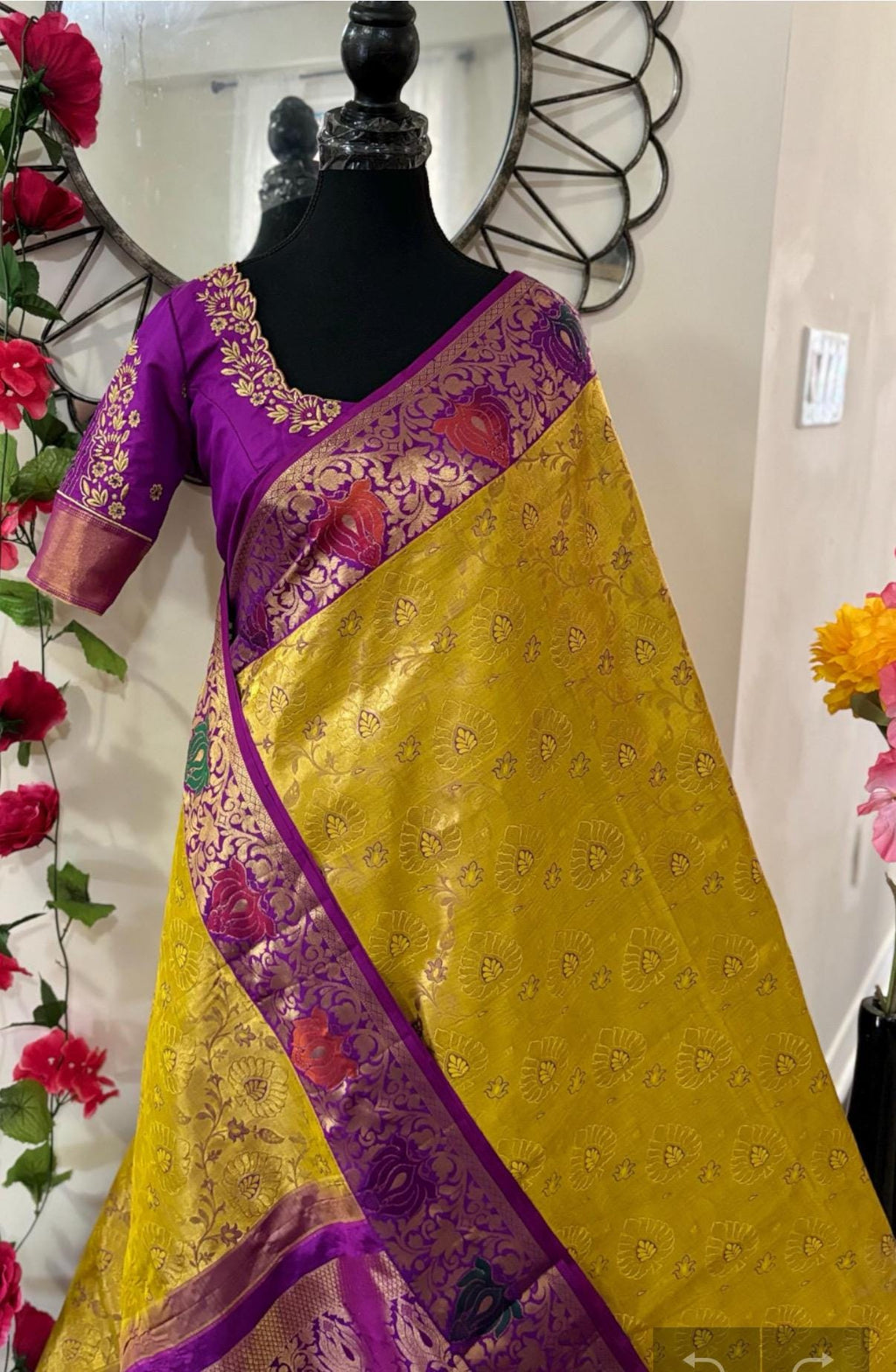 3 gram premium  gold  the original pure silk sarees full exclusive floral with elegant designer Kanjeevaram/kanchipattu excellent quality