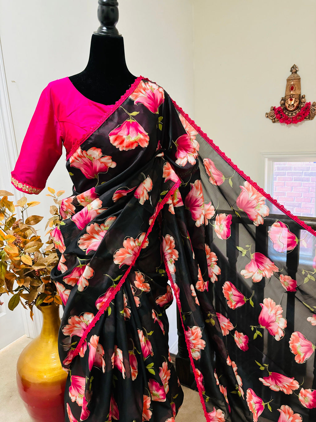 Beautiful Designer floral soft Organza Saree with beautiful lace ready to wear designer blouse fits to 32 to 46