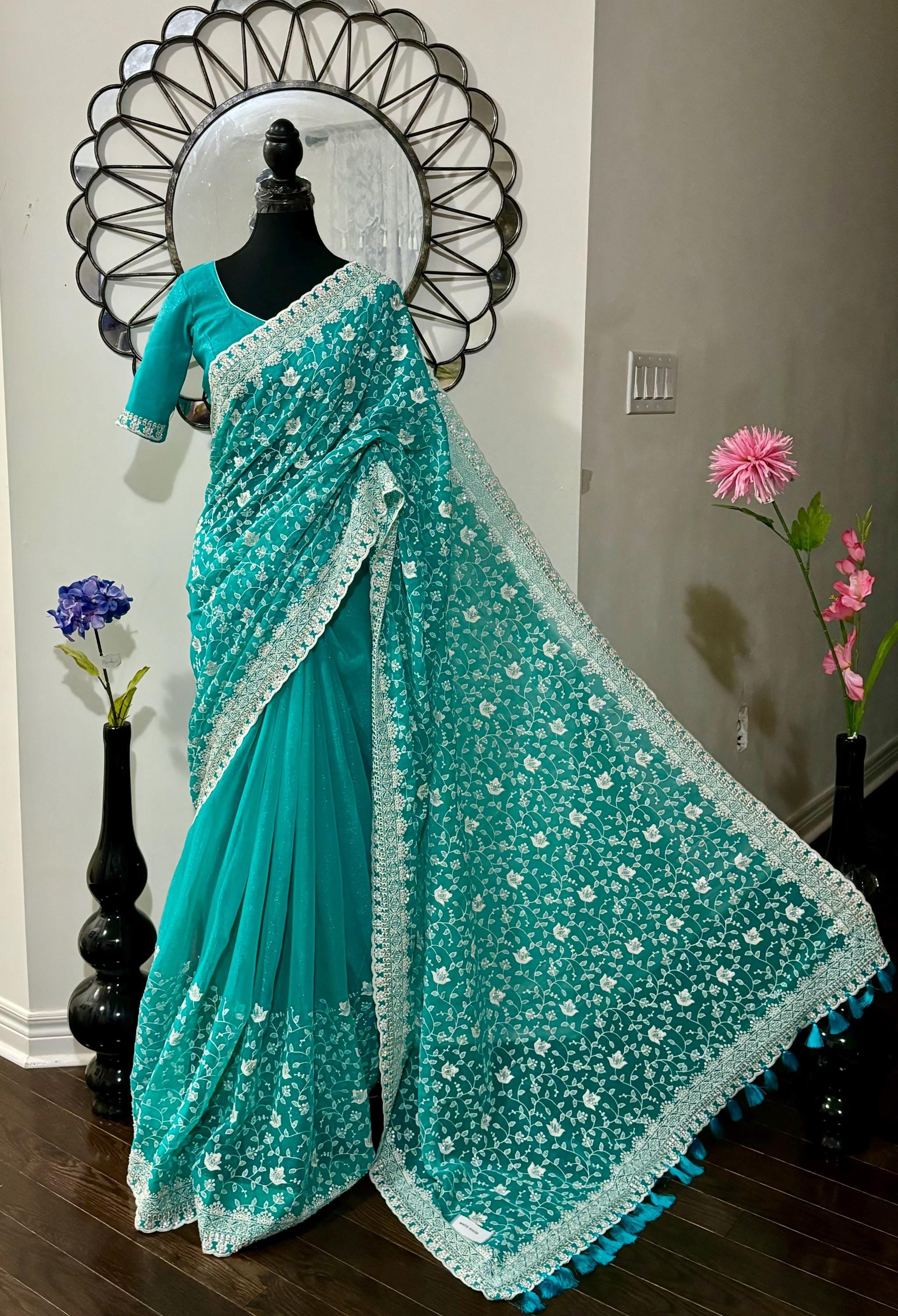 Beautiful shimmer georgett handloom georgette silk saree all over beautiful pearl and thread  weaving and beautiful boarder ready blouse