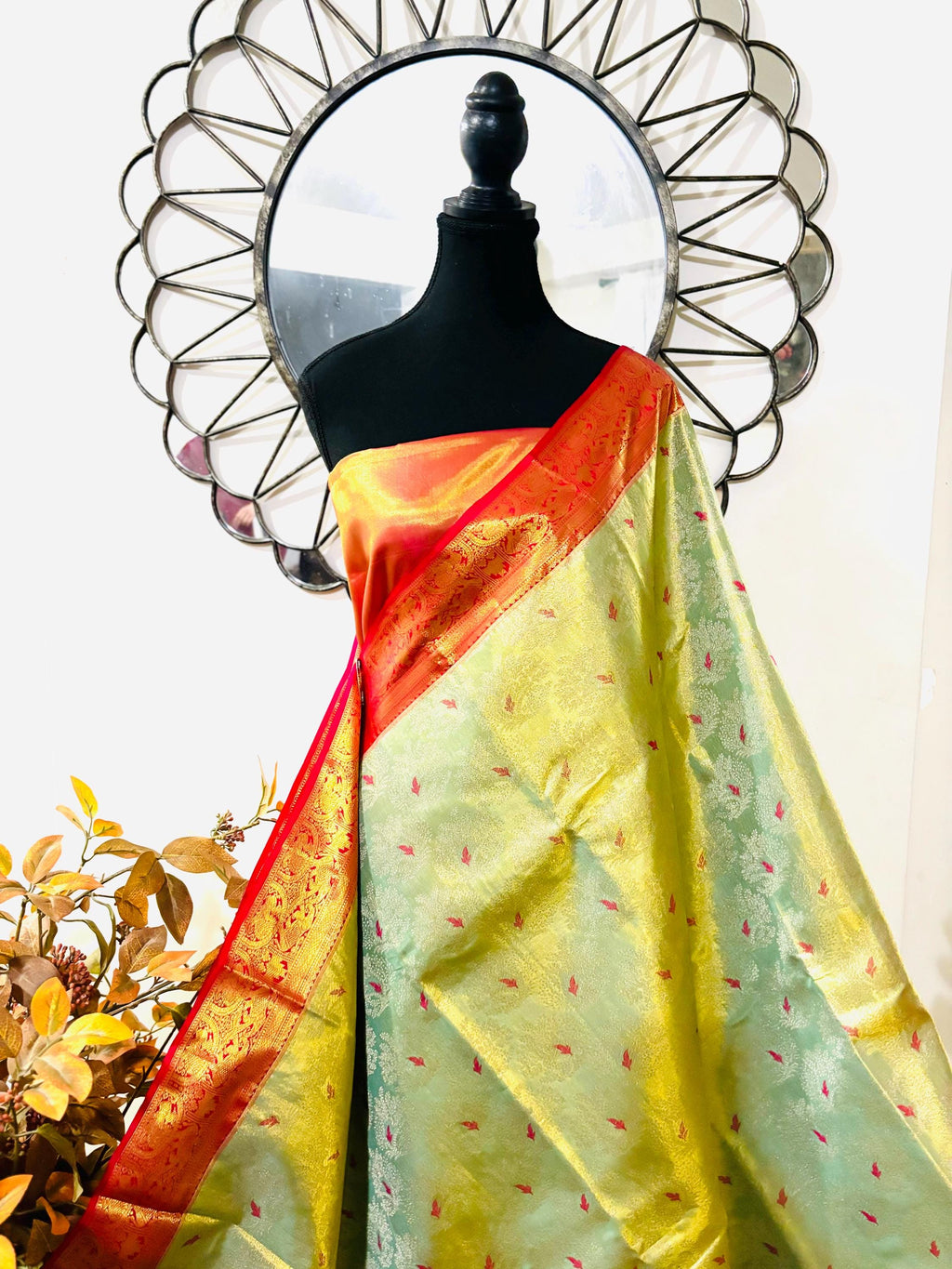 Beautiful pestal pestal shade Bridal  2 gram gold pure handloom  Silk Kanjeevarm/Kanchipattu Saree ready to dispatch silk mark certified