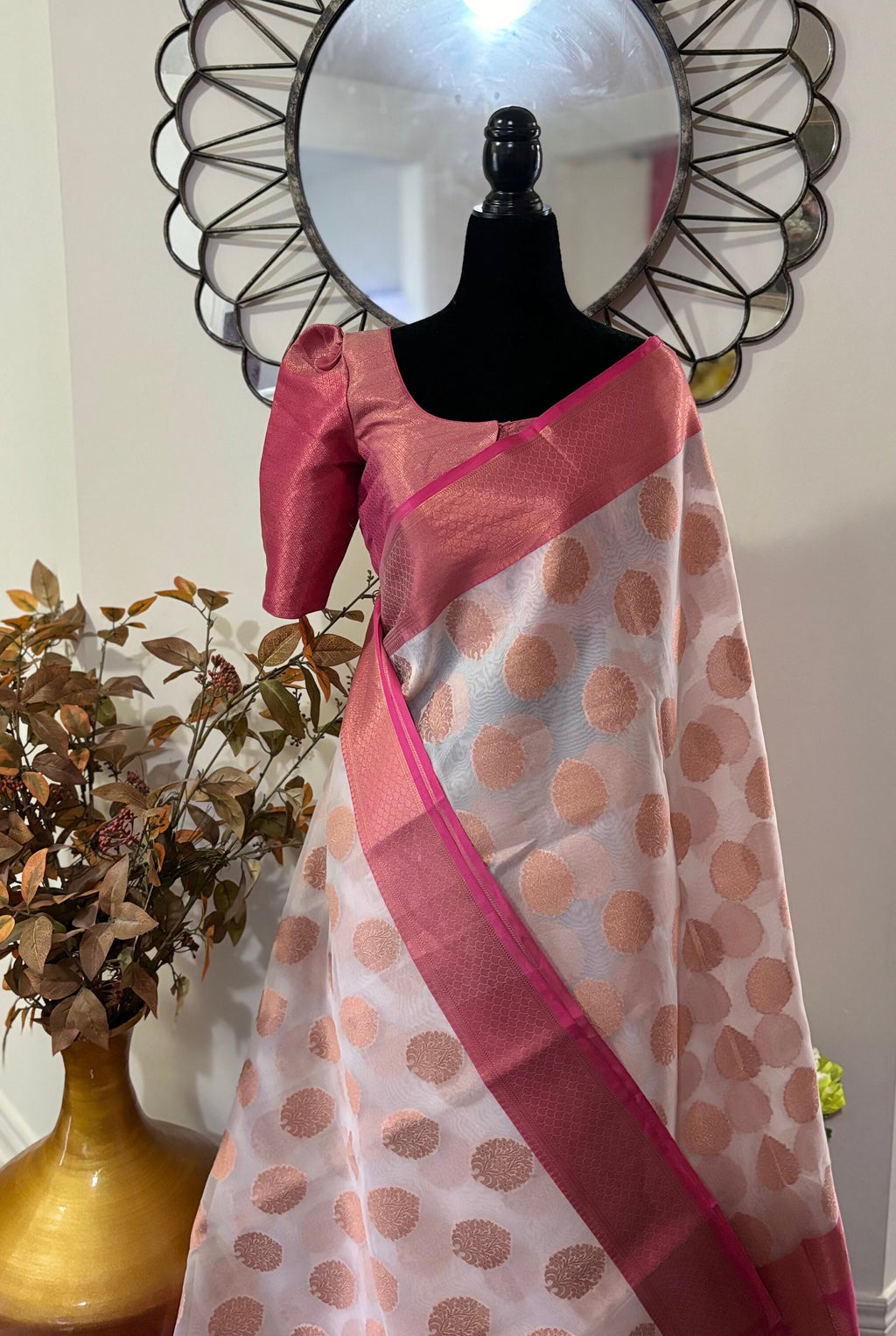 Pure silk Banarasi soft silk organza with Kanchi Boarder /Ready to wear Blouse fits 32-44