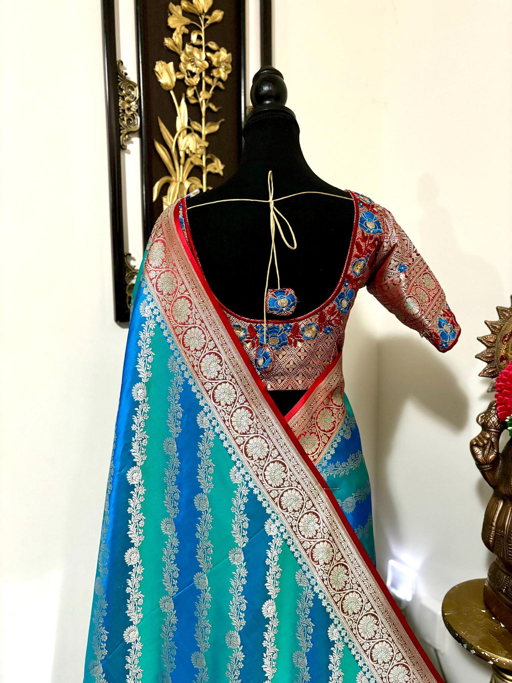 Pure silk  banarasi silk saree paired up with beautiful embroidery blouse fits to 32 to 46 in beautiful rare colors all over jaal. Cocktails