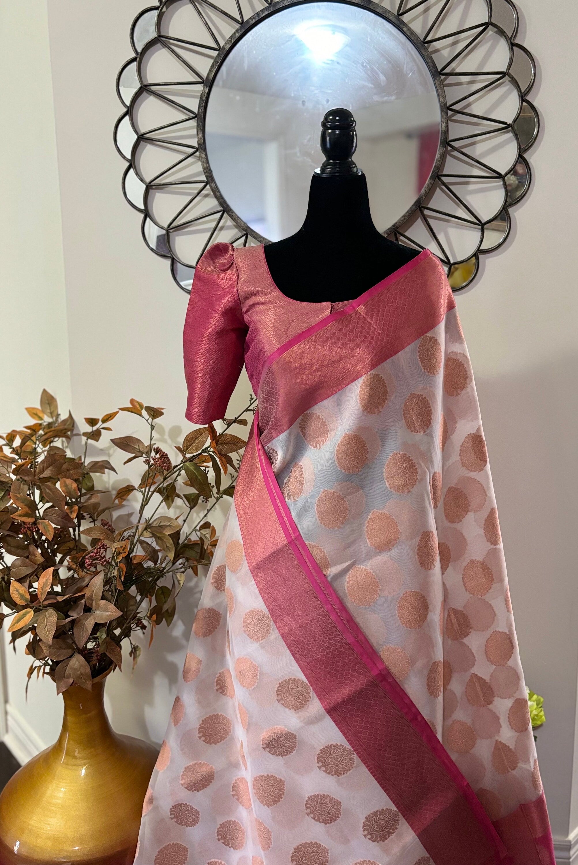 Pure silk Banarasi soft silk organza with Kanchi Boarder /Ready to wear Blouse fits 32-44