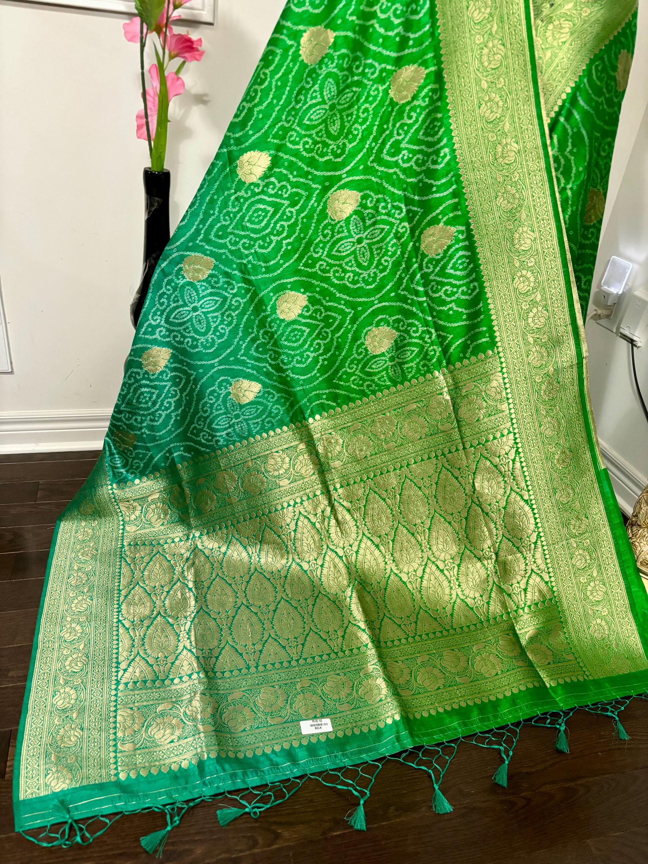 Beautiful cocktail dual shade banarasi  bandhini silk saree paired up pretty maggam blouse fits  sizes 32 -46 ready to wear prettiest blouse