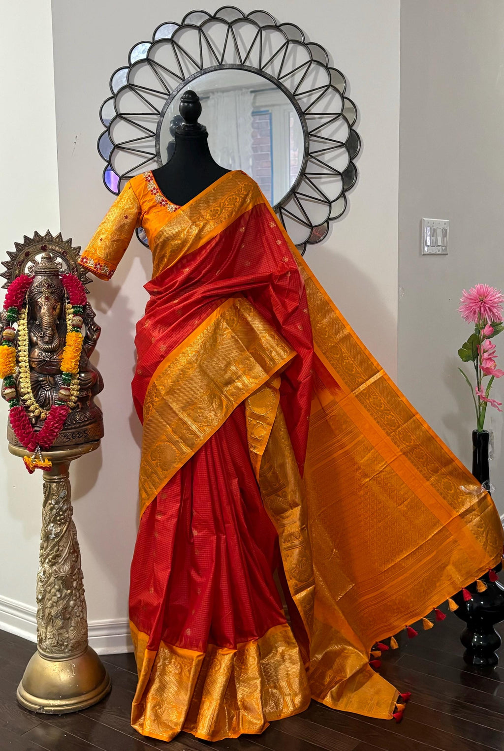 Gadwal Handloom pure silk sarees in Orange/yellow, ready to wear blouse with embroidered blouse fits up to 32 -46 saree is ready fall pico