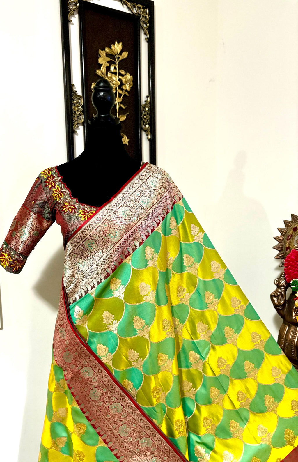 Pure silk  banarasi silk saree paired up with beautiful embroidery blouse fits to 32 to 46 in beautiful rare colors all over jaal. Cocktails