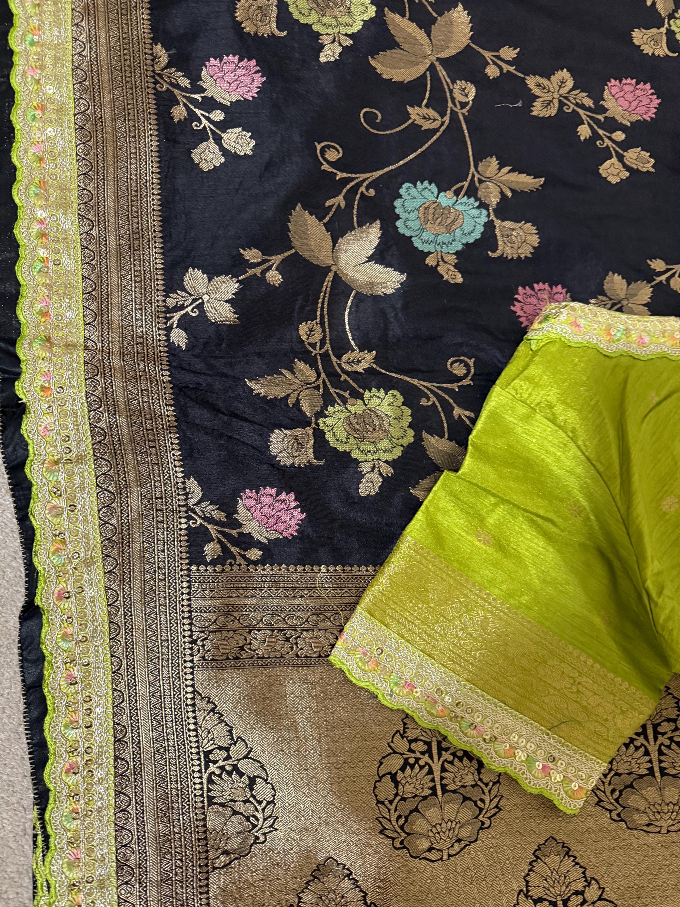 Pure banarasi  saree with figure weaving on all over thesareeweaving border on either sideRich & elegant weaving pallu blouse 34-46 size