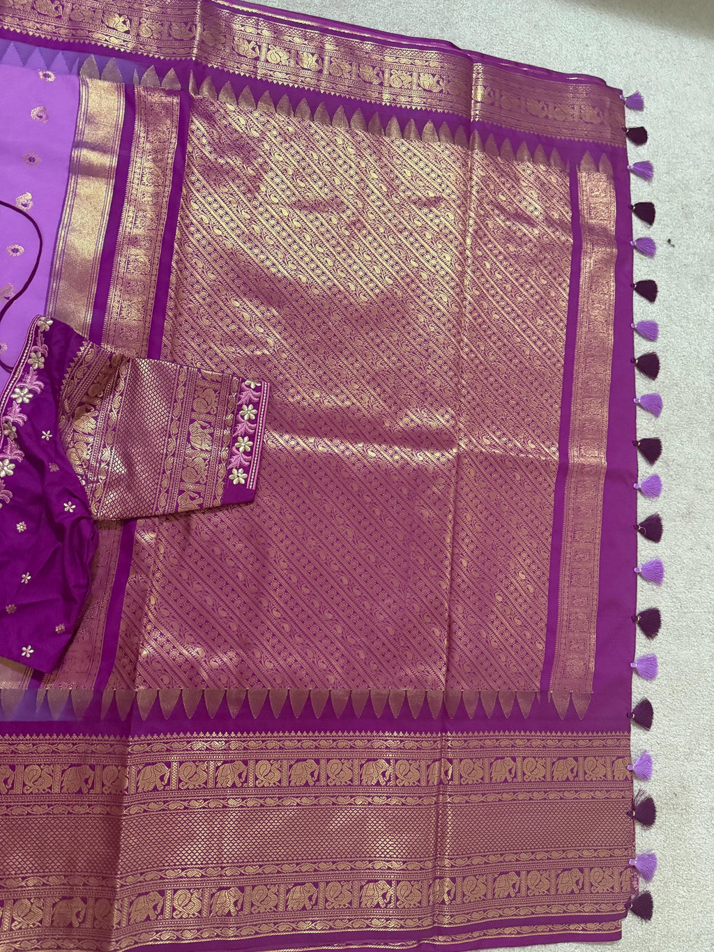 Gadwal Handloom pure silk sarees in rare colors and ready to wear blouse with embroidered blouse fits up to 32 -46 saree is ready fall pico
