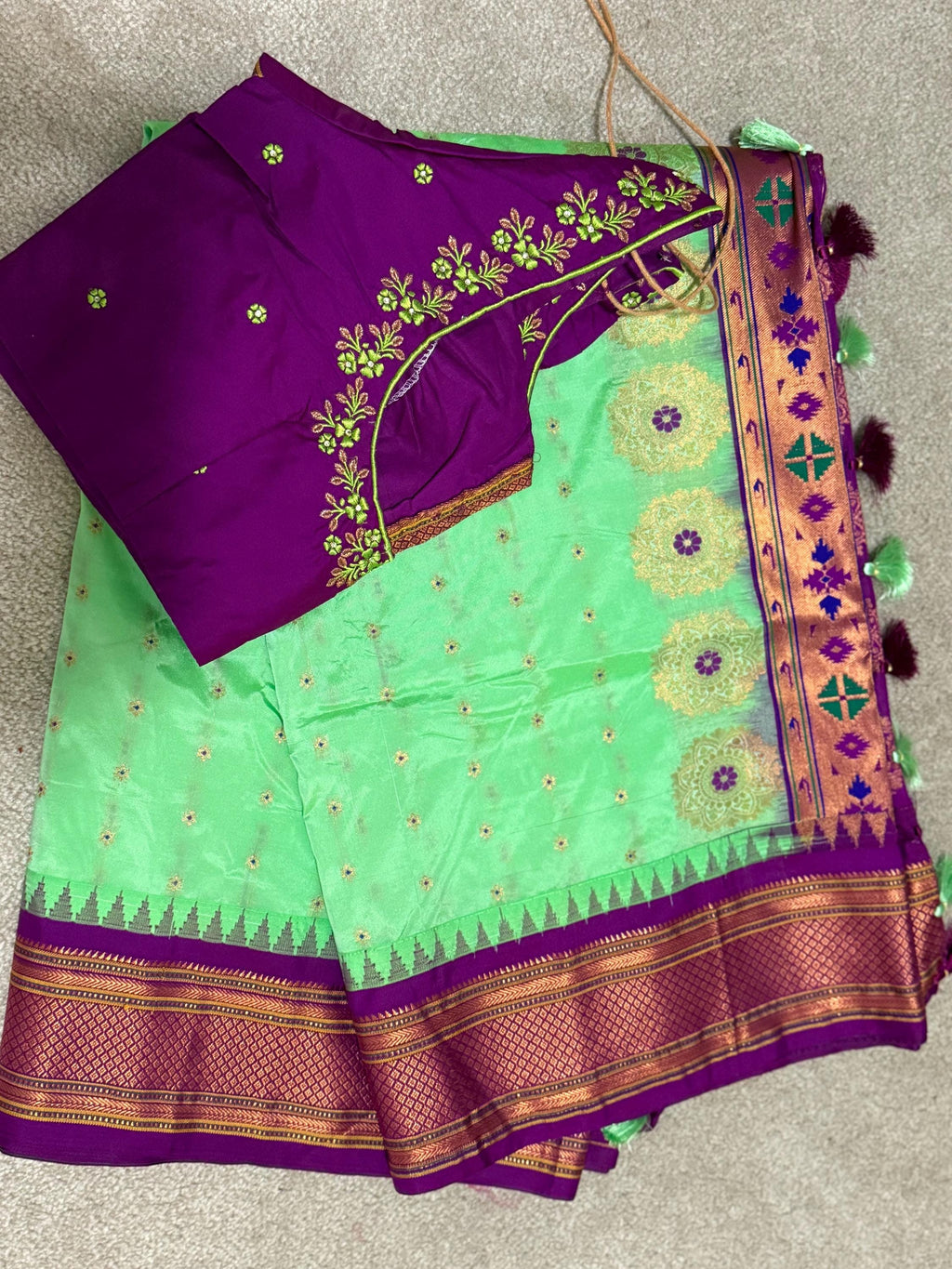 Gadwal Handloom pure silk sarees in rare colors and ready to wear blouse with embroidered blouse fits up to 32 -46 saree is ready fall pico