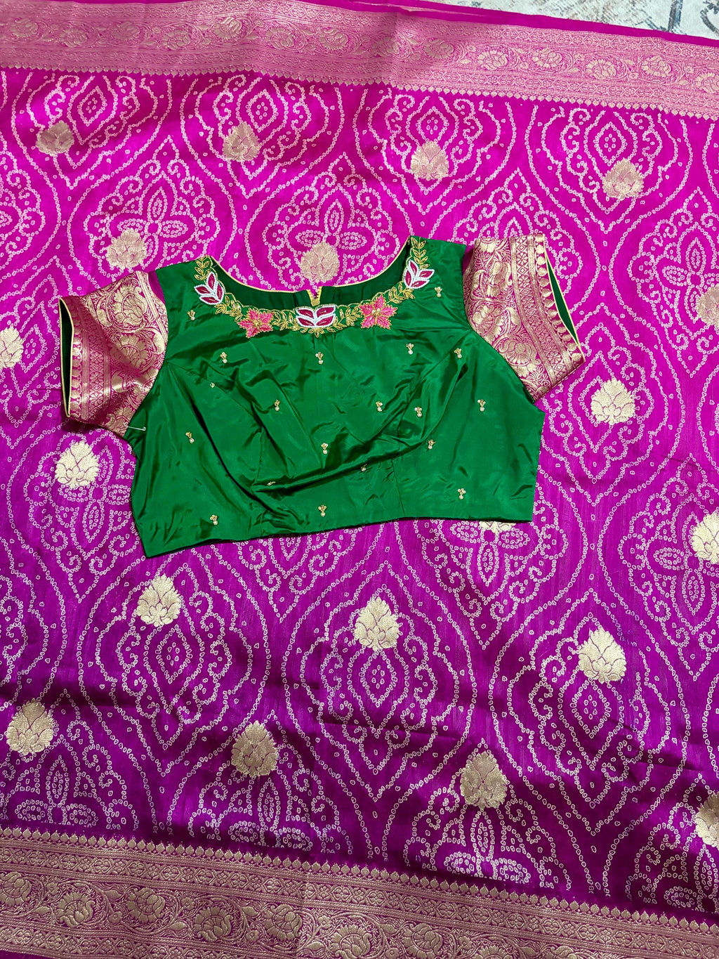 Beautiful cocktail dual shade banarasi  bandhini silk saree paired up pretty maggam blouse fits  sizes 32 -46 ready to wear prettiest blouse