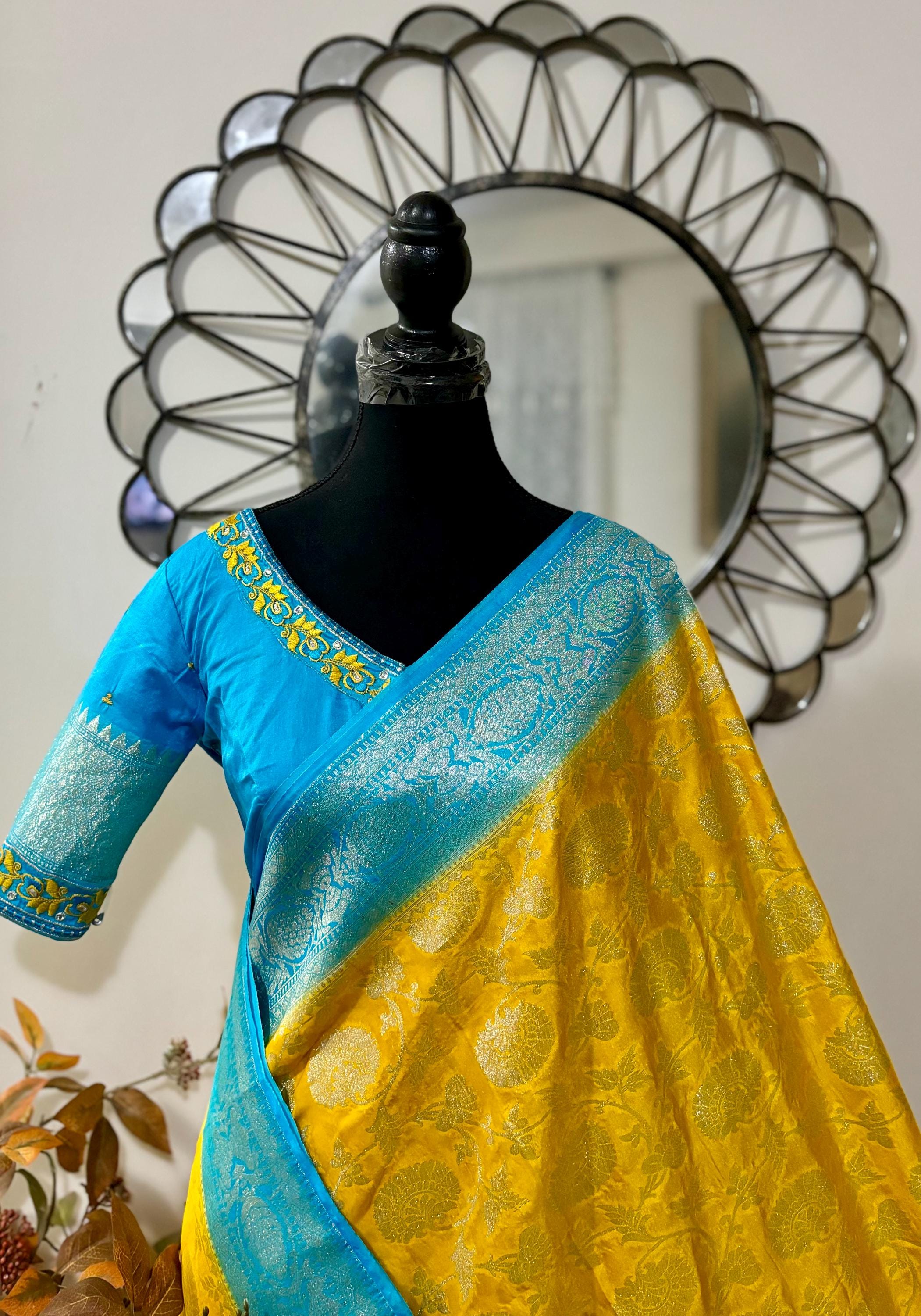 Beautiful banarasi silk saree paired up with beautiful embroidery blouse fits to 32 to 46 in beautiful rare colors all over jaal. Cocktails