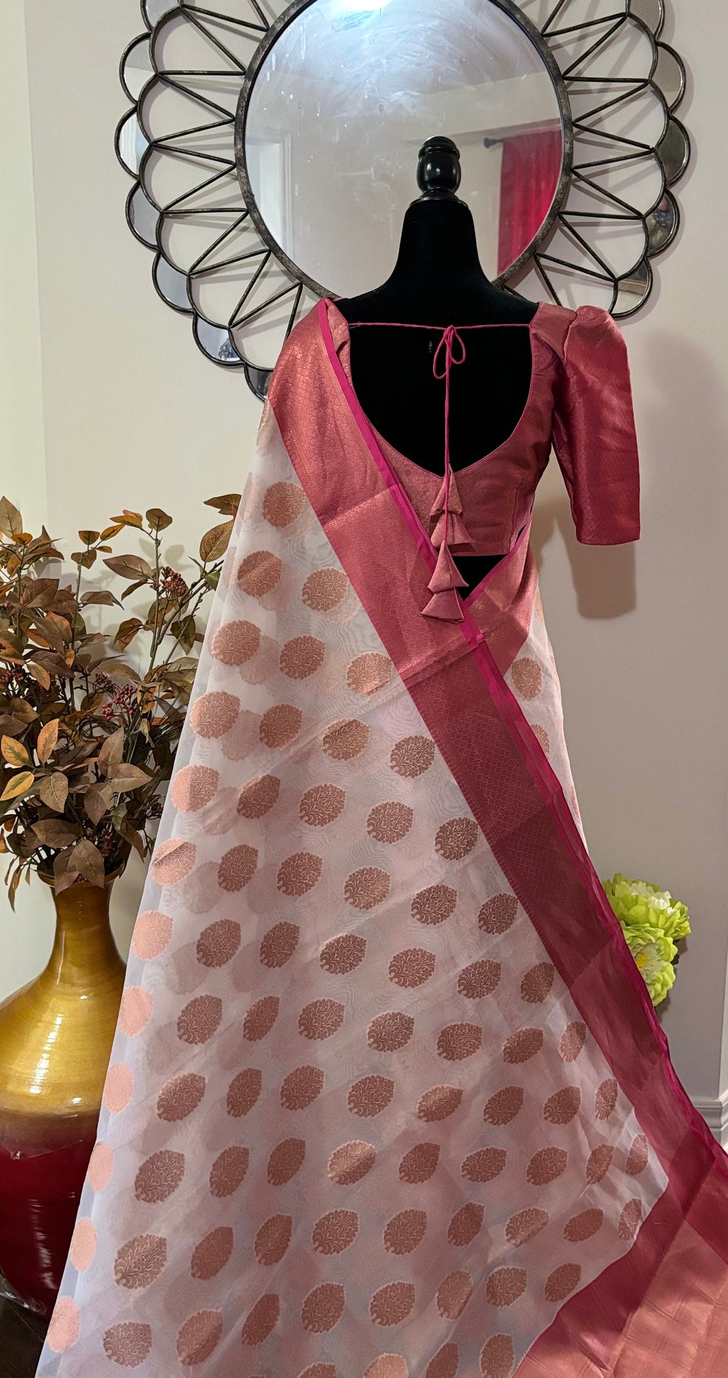 Pure silk Banarasi soft silk organza with Kanchi Boarder /Ready to wear Blouse fits 32-44
