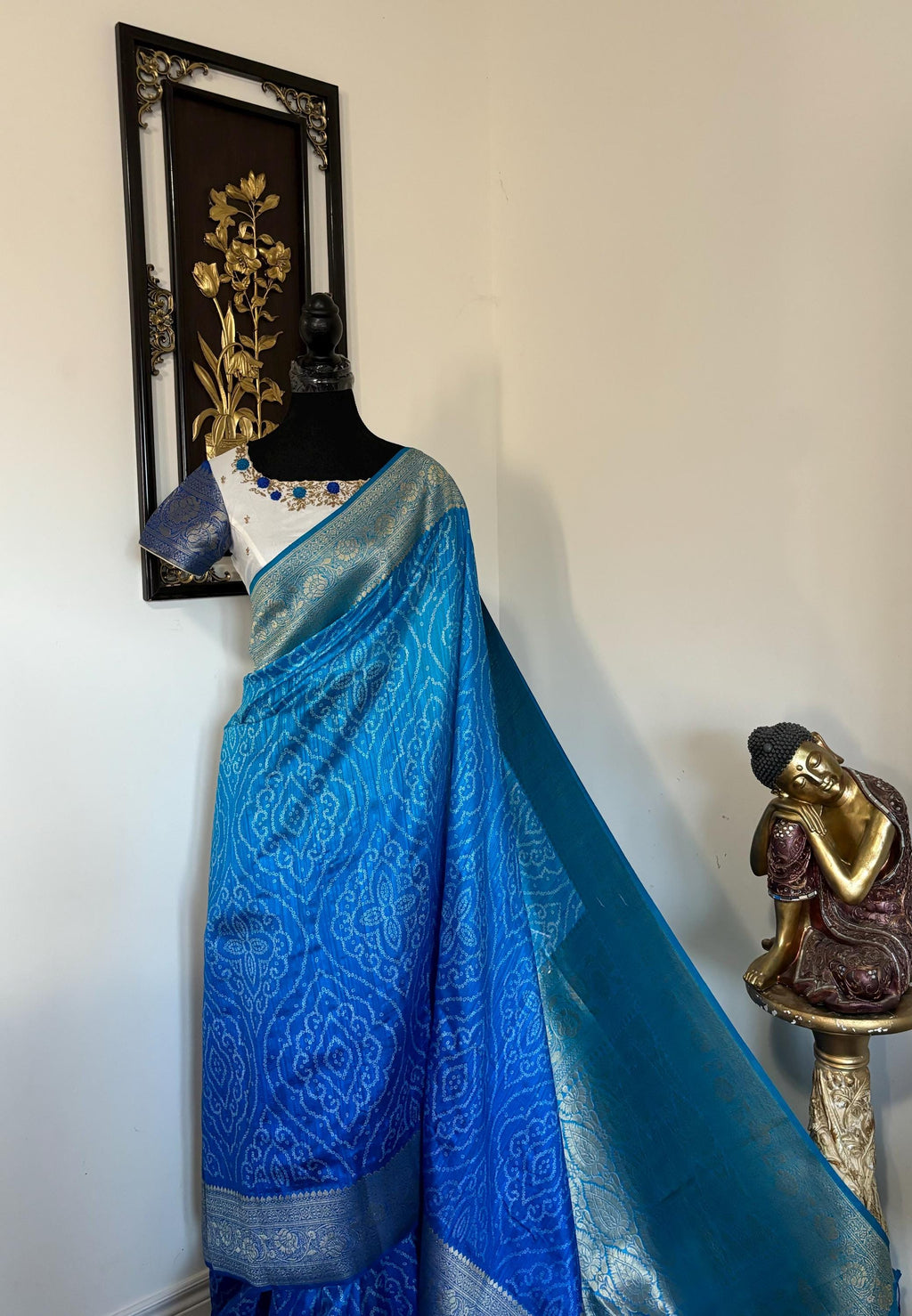 Beautiful cocktail dual shade banarasi  bandhini silk saree paired up pretty maggam blouse fits  sizes 32 -46 ready to wear prettiest blouse