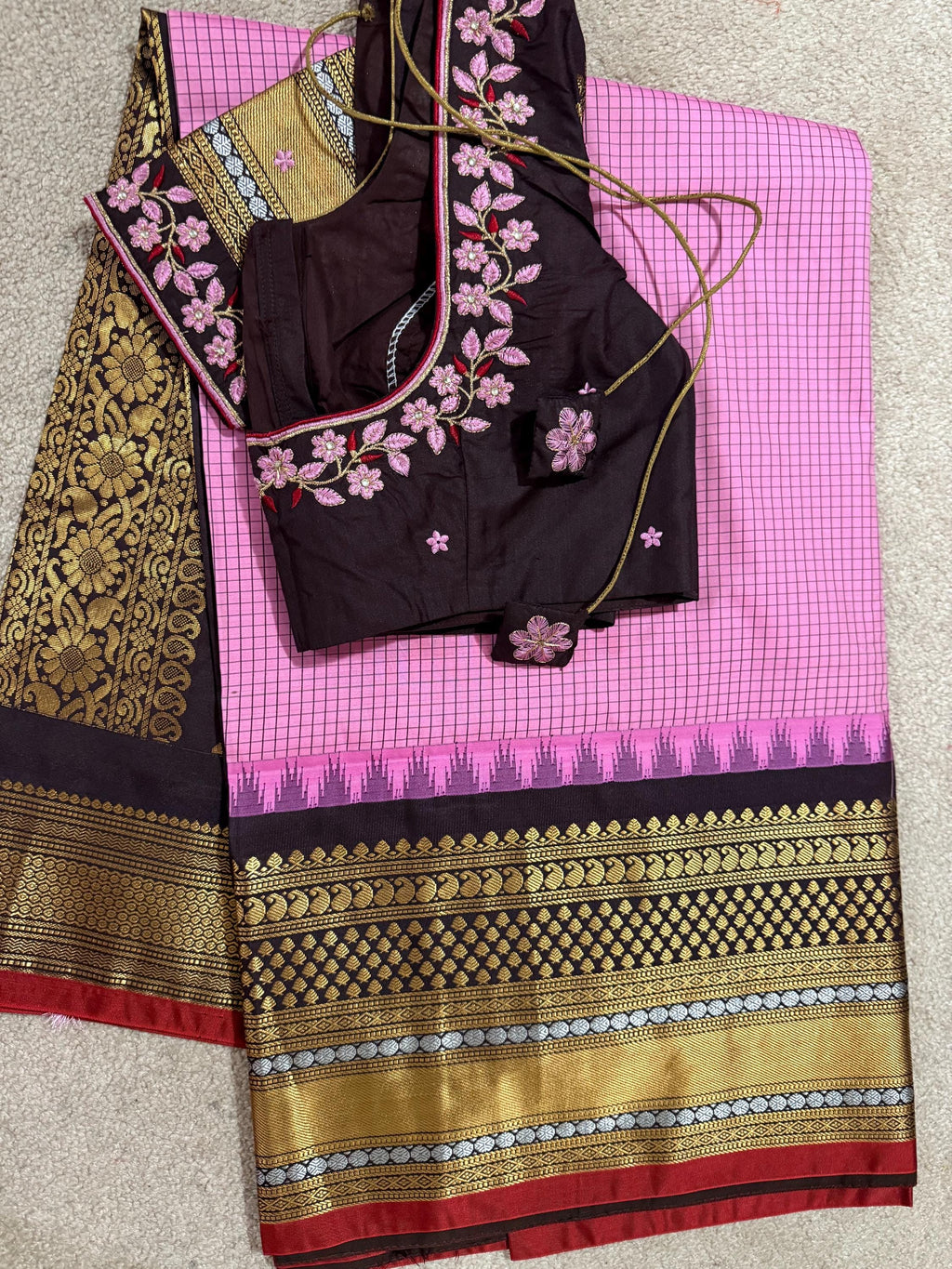 Gadwal Handloom pure silk sarees in rare colors and ready to wear blouse with embroidered blouse fits up to 32 -46 saree is ready fall pico