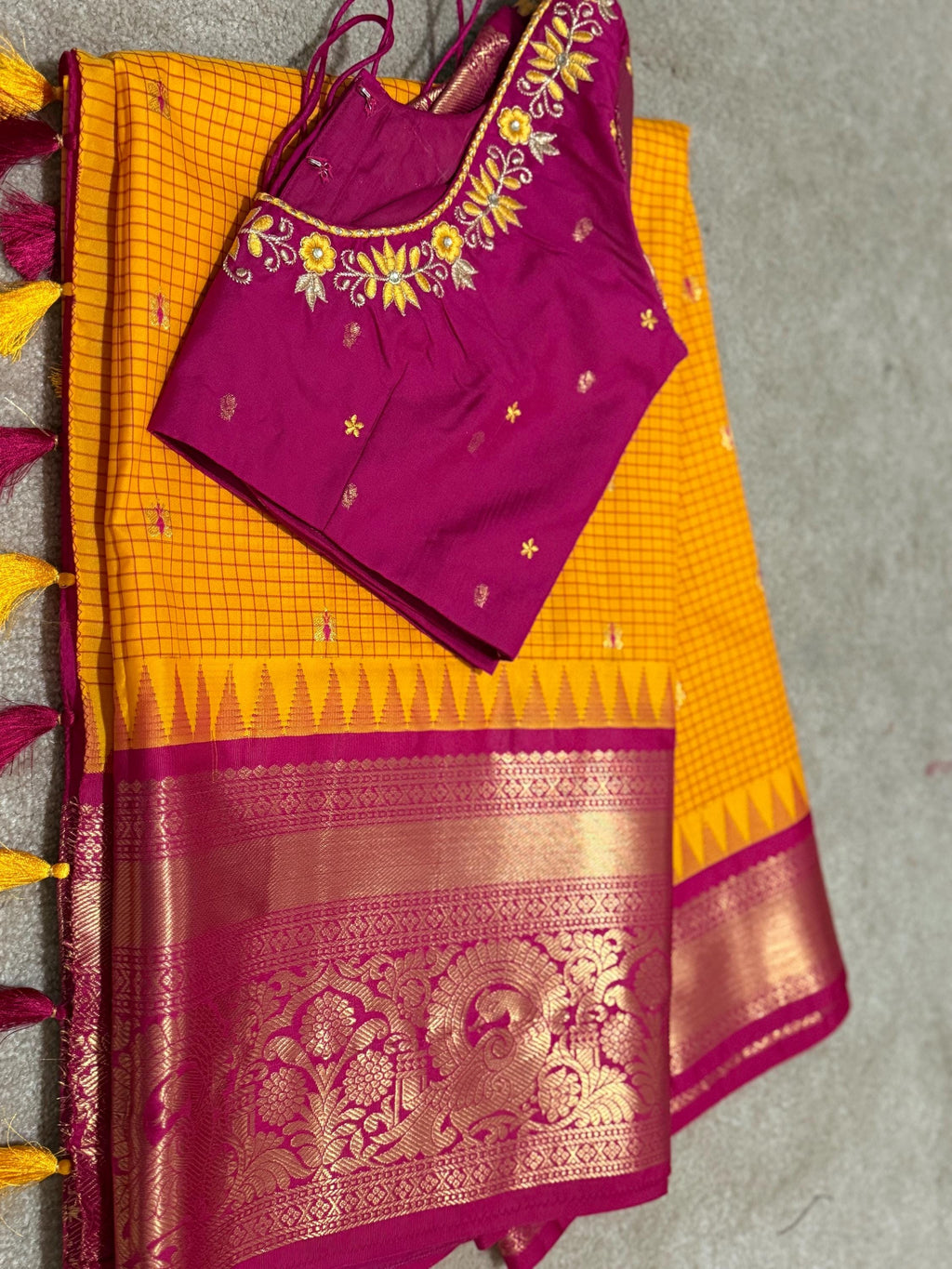 Gadwal  fancy powerloom pure silk sarees ready to wear blouse with embroidered blouse fits up to 32 -46 saree is ready fall pico done