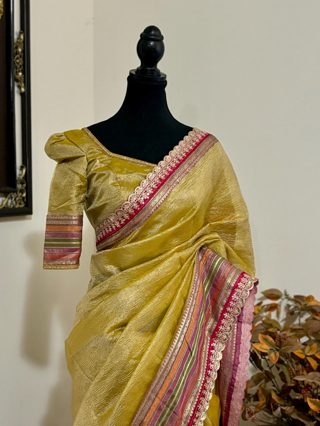 Beautiful party wear cocktail pure silk  crush tissue  saree paired up with pretty designer Blouse fits 32-46/contact seller for availabil