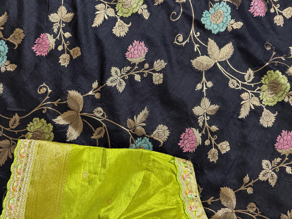 Pure banarasi  saree with figure weaving on all over thesareeweaving border on either sideRich & elegant weaving pallu blouse 34-46 size