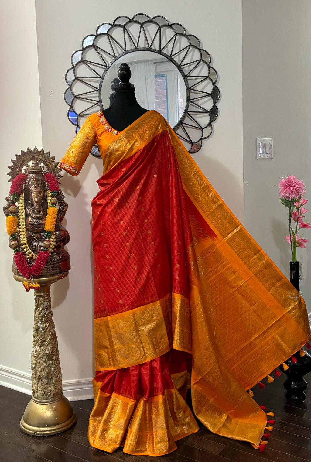 Gadwal Handloom pure silk sarees in Orange/yellow, ready to wear blouse with embroidered blouse fits up to 32 -46 saree is ready fall pico