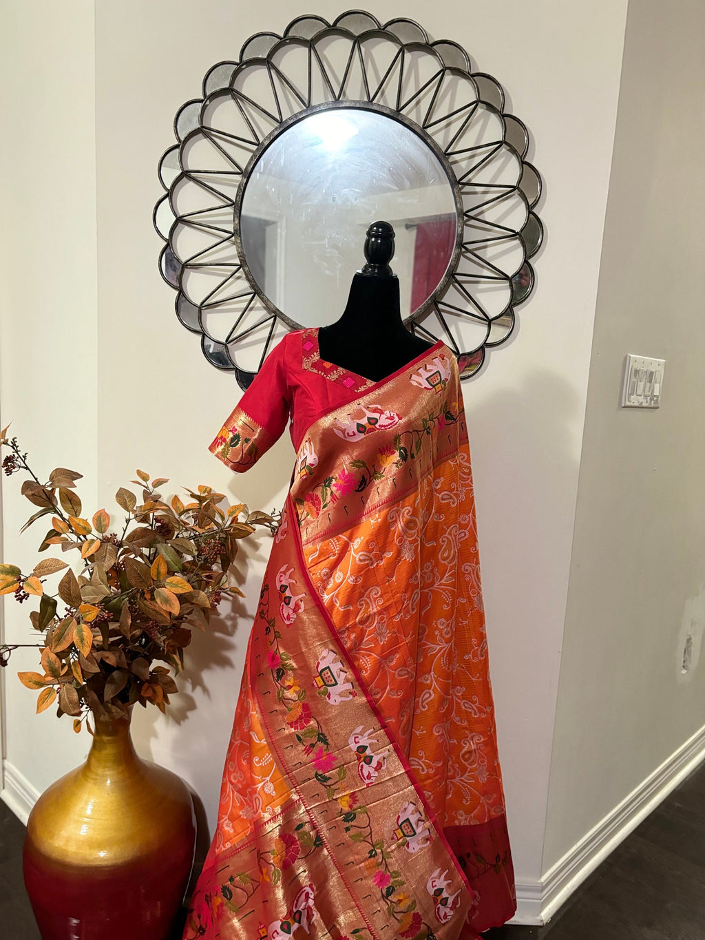 Beautiful Banarasi pythani saree in beautiful color with beautiful boarder and beautiful Pallu. Ready to wear maggam designer blouse 32-46