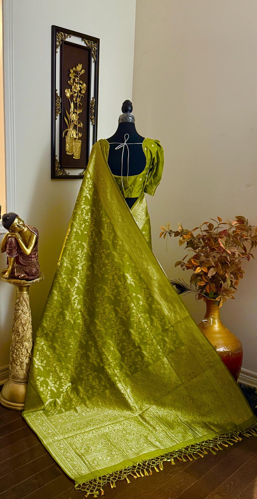 Beautiful banarasi saree with silver Zari weaving all over the saree paired up with pretty ready to wear  blouse that fits to 32 to 46