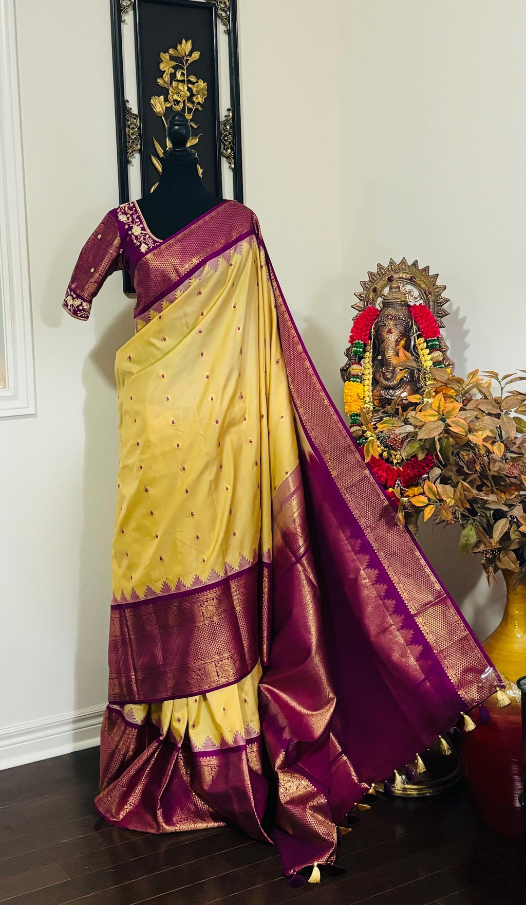 Gadwal Handloom pure silk sarees in rare colors and ready to wear blouse with embroidered blouse fits up to 32 -46 saree is ready fall pico
