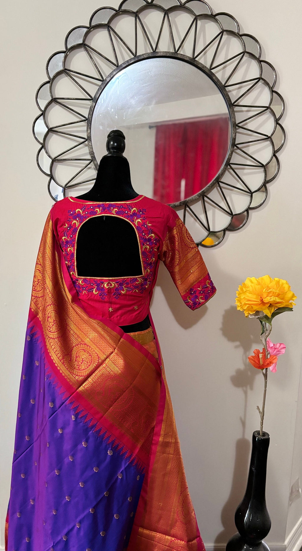 Gadwal  fancy powerloom pure silk sarees ready to wear blouse with embroidered blouse fits up to 32 -46 saree is ready fall pico