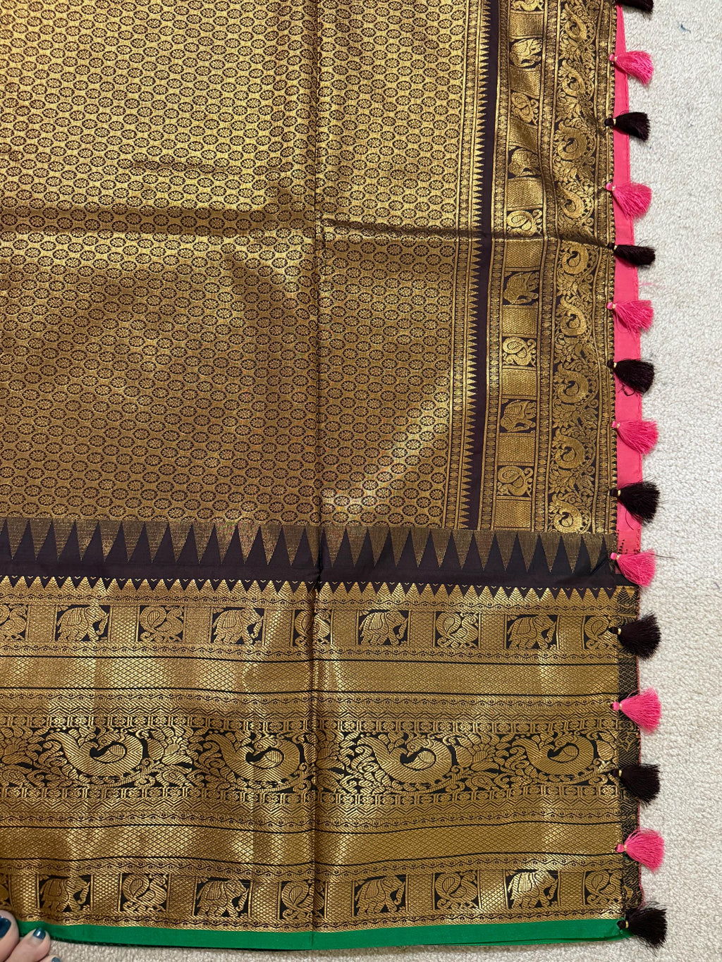 Gadwal Handloom pure silk sarees in rare colors and ready to wear blouse with embroidered blouse fits up to 32 -46 saree is ready fall pico