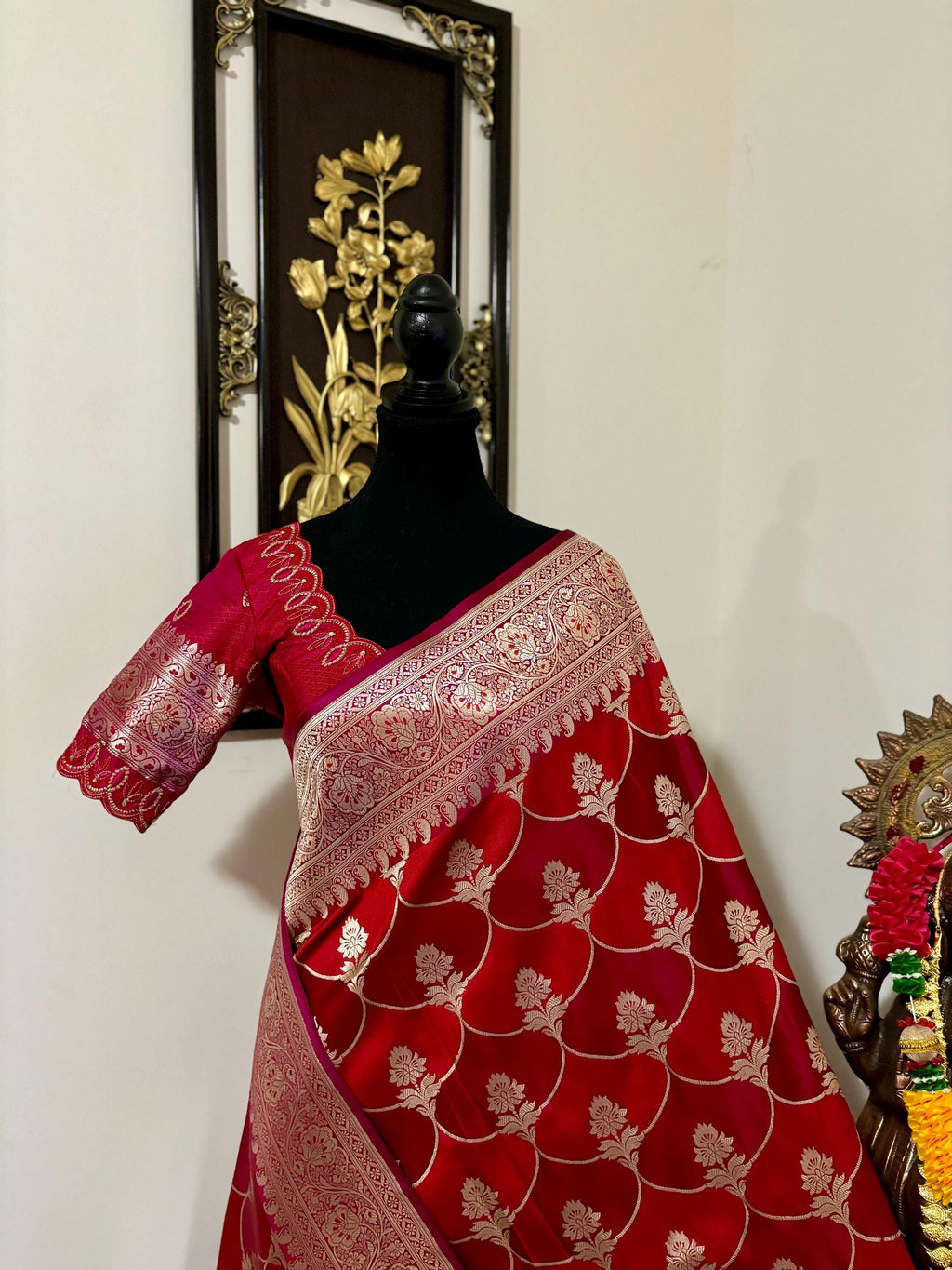 Pure silk  banarasi silk saree paired up with beautiful embroidery blouse fits to 32 to 46 in beautiful rare colors all over jaal. Cocktails