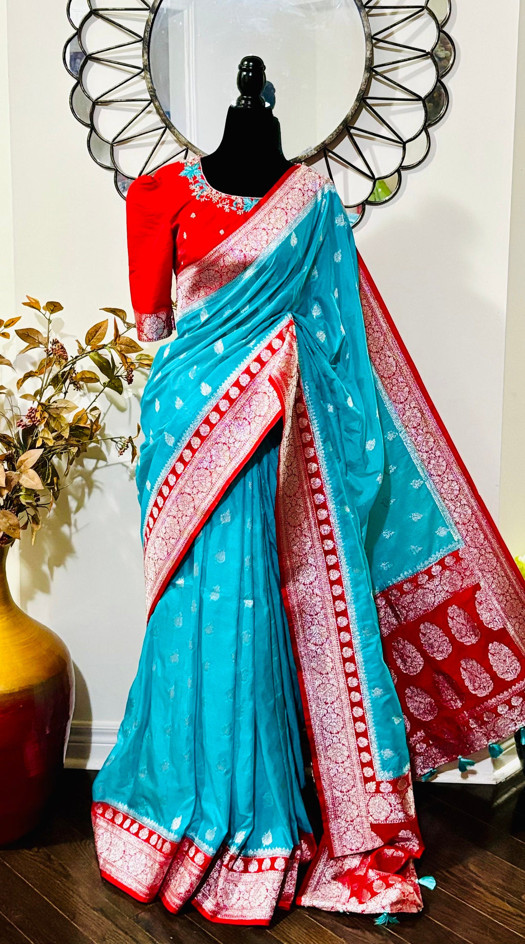 Beautiful banarasi saree paired up with pretty maggam work blouse fits to 32 to 46 awesome colors