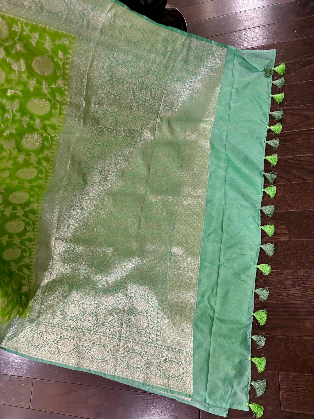 Beautiful banarasi silk saree paired up with beautiful embroidery blouse fits to 32 to 46 in beautiful rare colors all over jaal. Cocktails