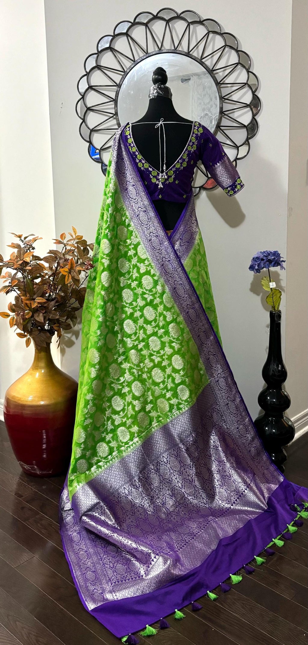 Beautiful banarasi silk saree paired up with beautiful embroidery blouse fits to 32 to 46 in beautiful rare colors all over jaal. Cocktails