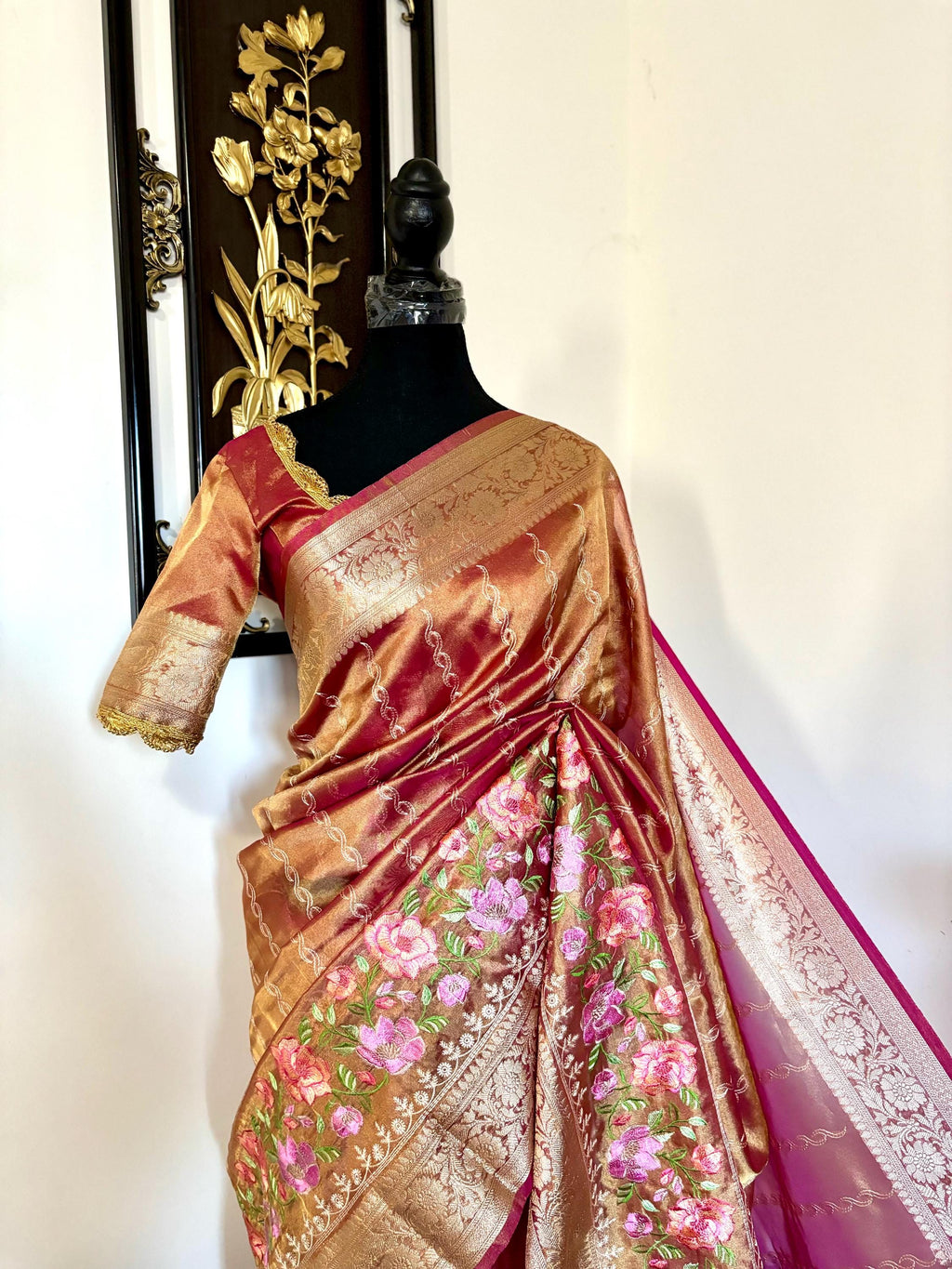 Banarasi  tissue saree with self weaving with beautifully embroidered boarder all over the saree Rose Gold  shade rich weaving ready Blouse