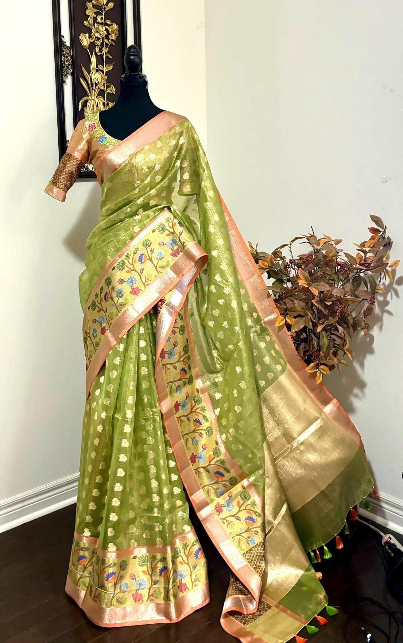 Beautiful Tissue Zari Kota saree with pythani  Zari boardes and beautifully done blouse paired up with pretty blouse fits up to 32 to 46