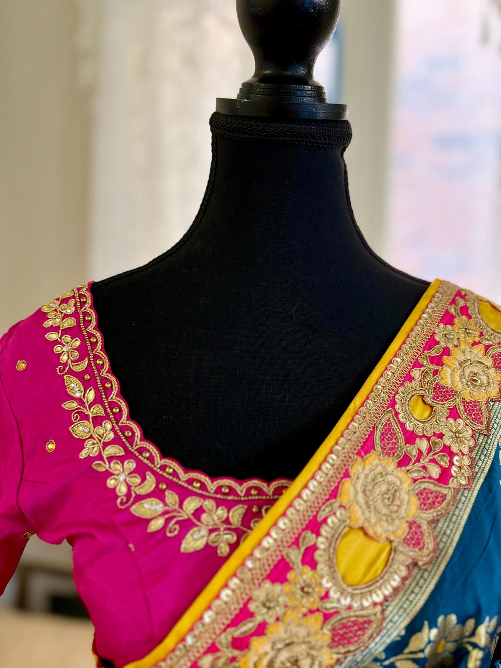Beautiful party wear cocktail pure silk   Banarasi and Raw mango half and half designer saree paird with pretty maggam blouse 32-40 size
