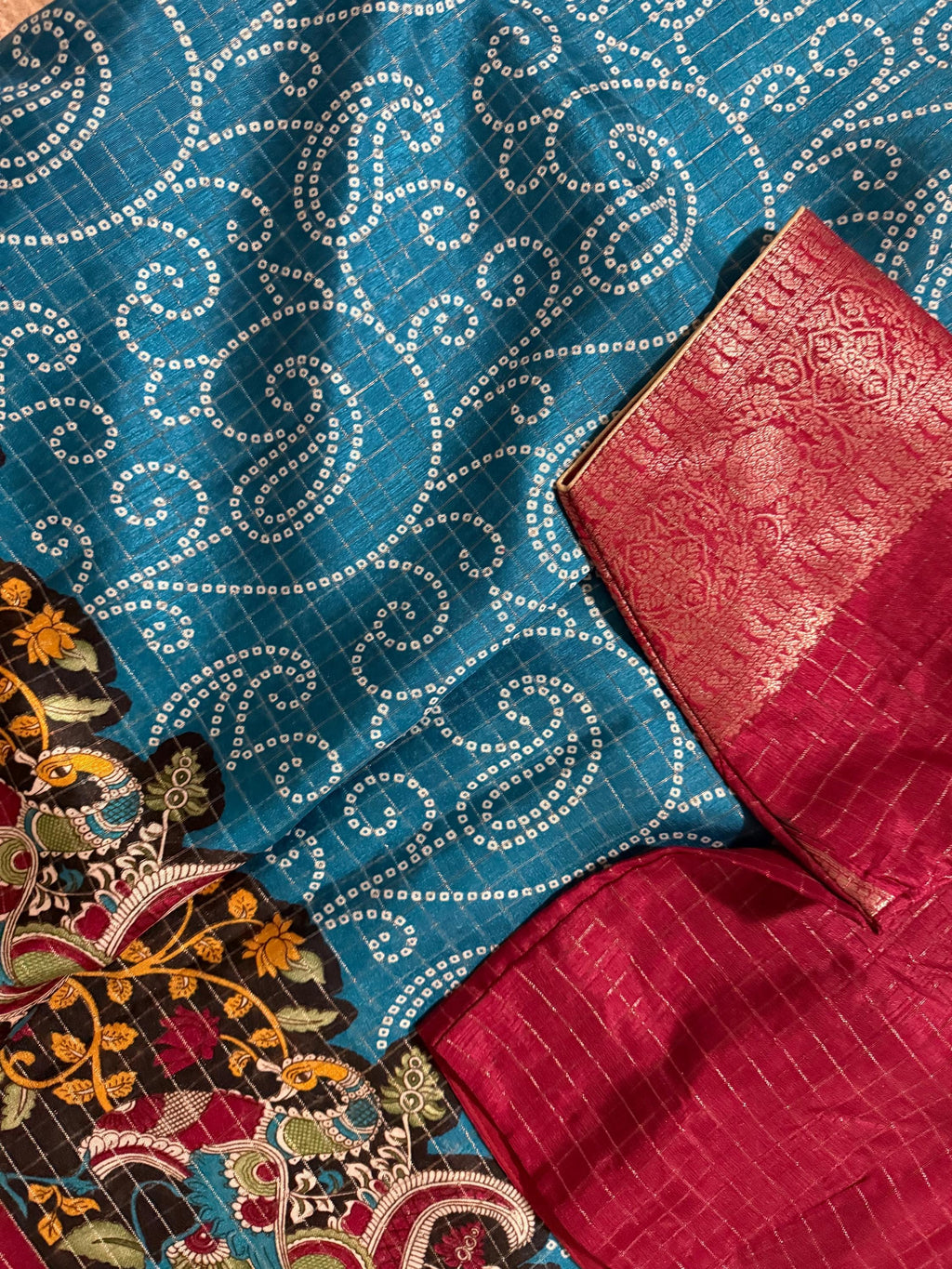 Beautiful Light weight Emarald silk saree  with Kanchi boarder  Bhandini prints ready blouse fits 32 to 46 with beautiful color combo