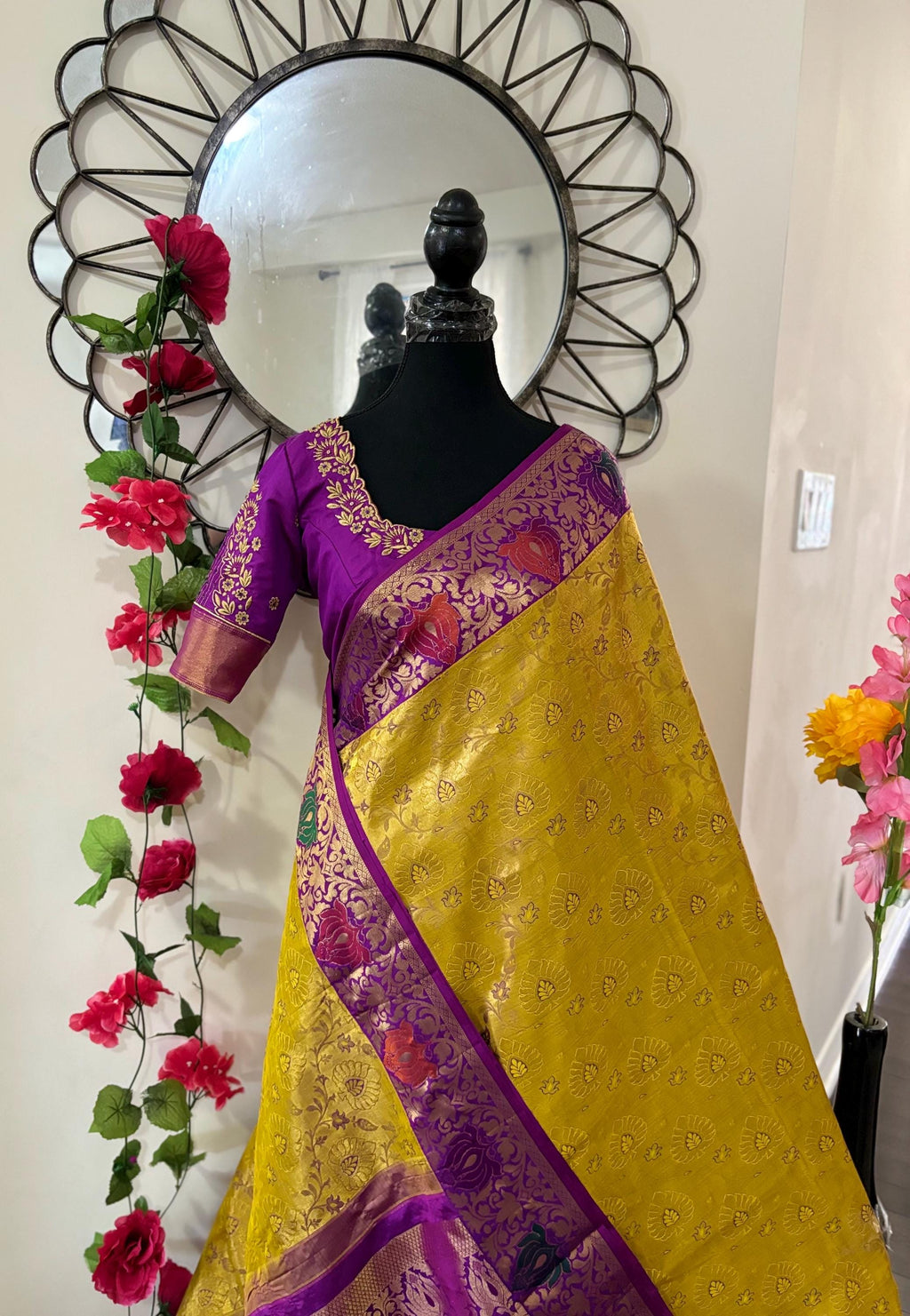 3 gram premium  gold  the original pure silk sarees full exclusive floral with elegant designer Kanjeevaram/kanchipattu excellent quality