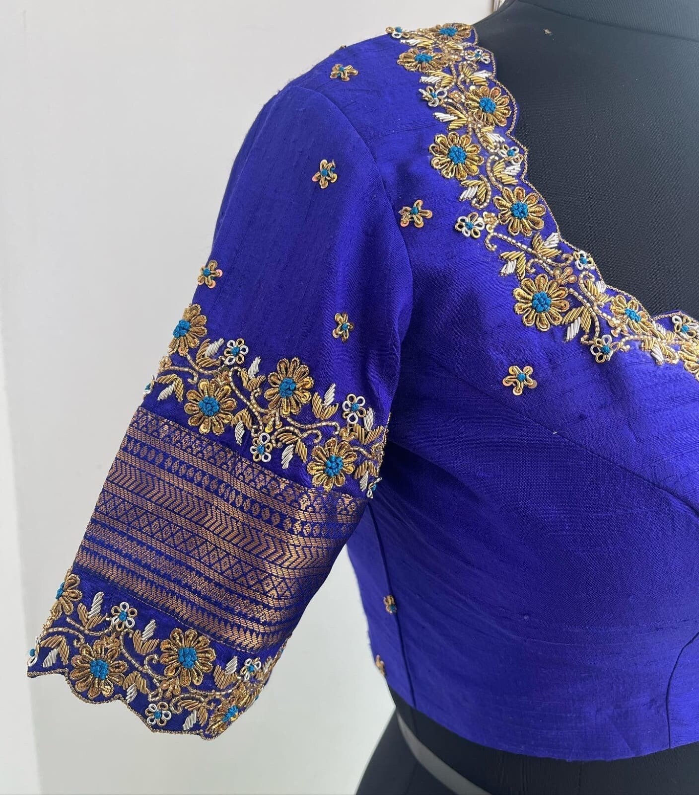 Stone studded Gold Work kardana n zardosi net hands  work Blouse ready to wear