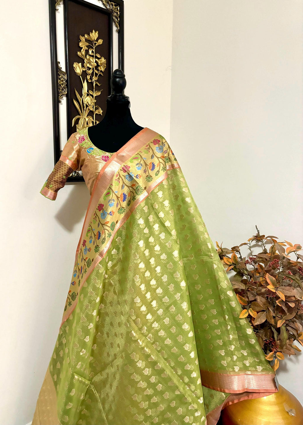 Beautiful Tissue Zari Kota saree with pythani  Zari boardes and beautifully done blouse paired up with pretty blouse fits up to 32 to 46