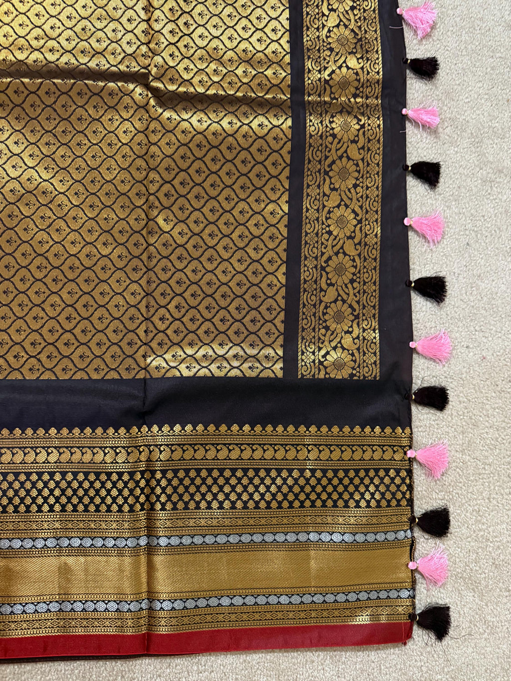 Gadwal Handloom pure silk sarees in rare colors and ready to wear blouse with embroidered blouse fits up to 32 -46 saree is ready fall pico